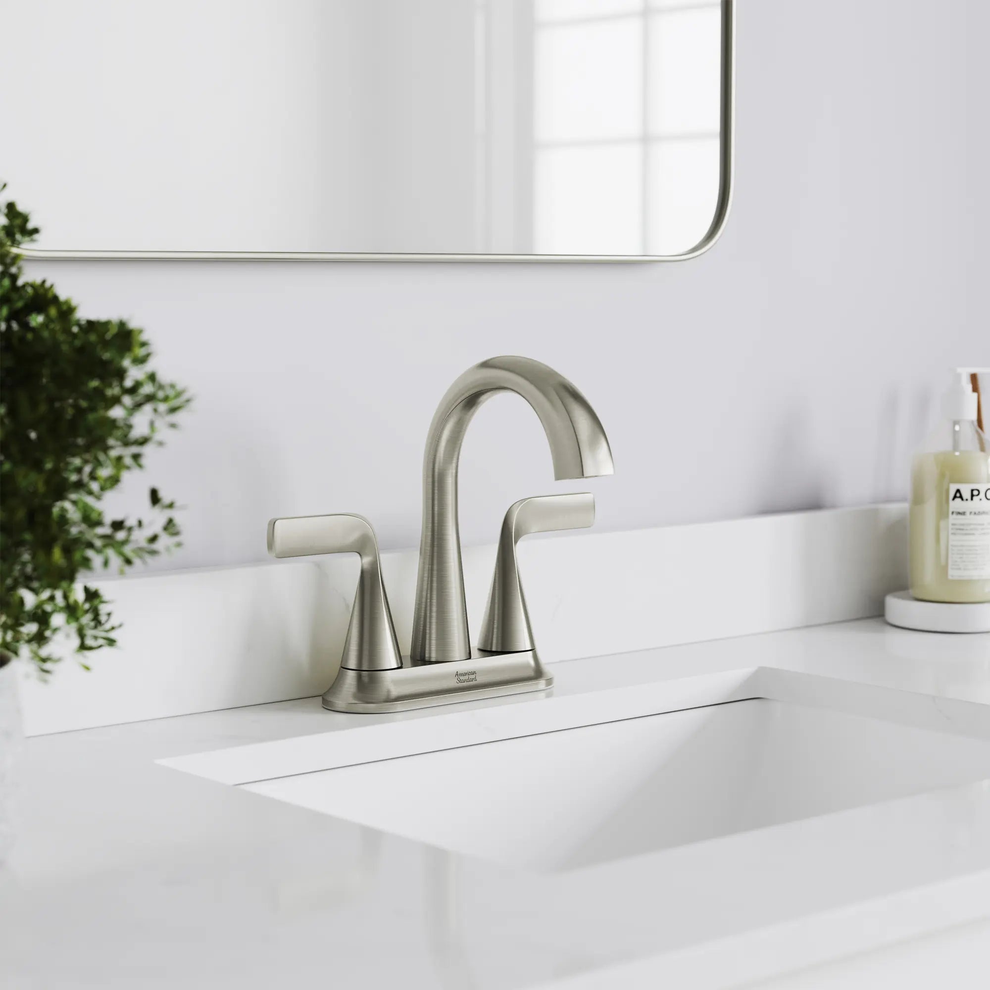 Eastway Two-Handle Centerset Bathroom Faucet — thumbnail 2