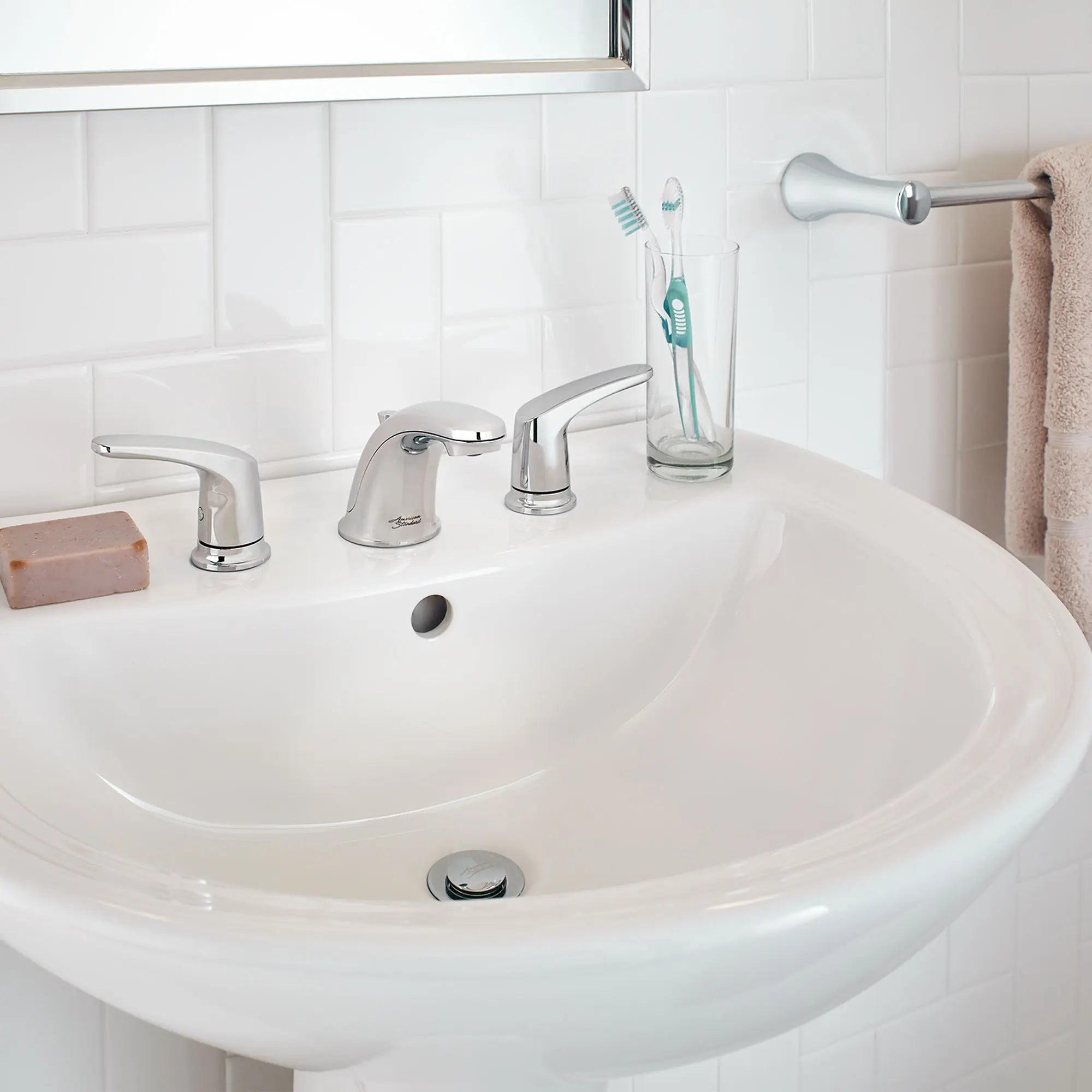 Colony® PRO 8-Inch Widespread 2-Handle Bathroom Faucet 1.2 gpm/4.5 L/min With Lever Handles — image 1