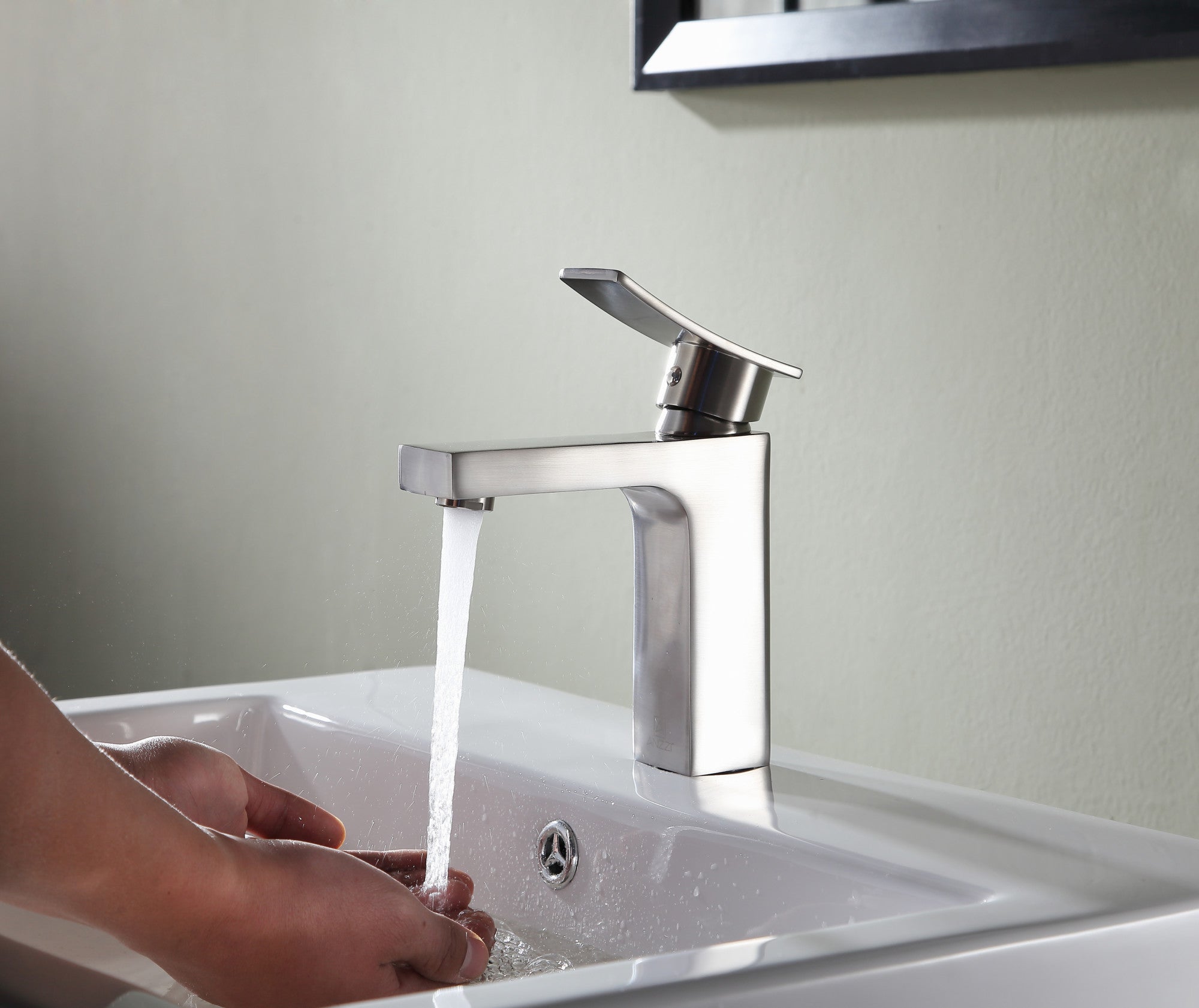 Promenade Single Hole Single Handle Bathroom Faucet in Brushed Nickel — thumbnail 3