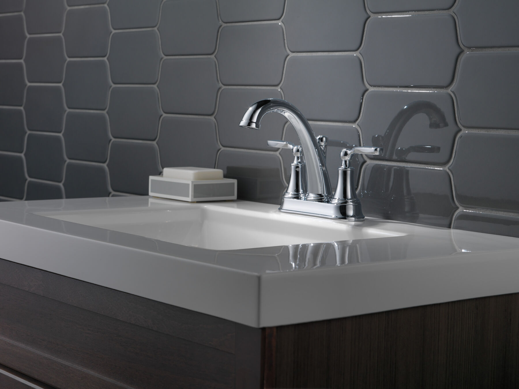 Bathroom Faucet in Chrome — thumbnail 3