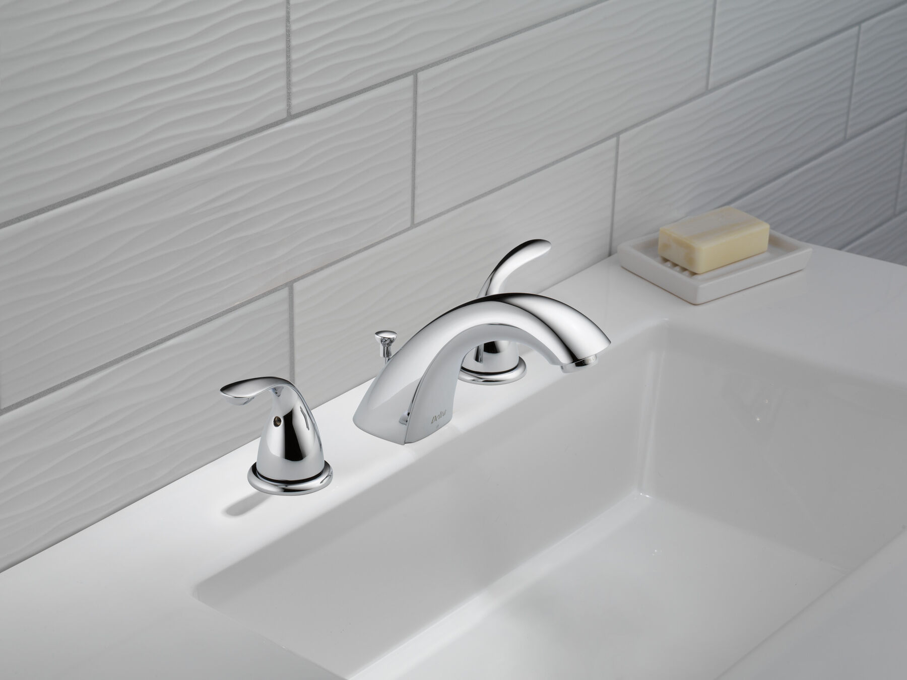 Two Handle Widespread Bathroom Faucet in Chrome — thumbnail 2