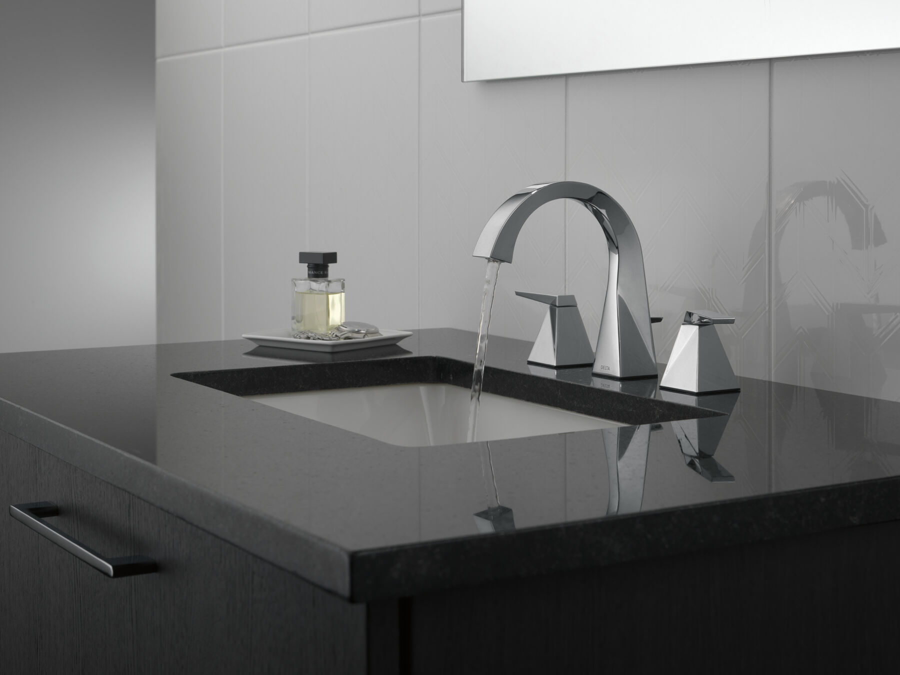 Two Handle Widespread Bathroom Faucet in Lumicoat® Chrome — thumbnail 3