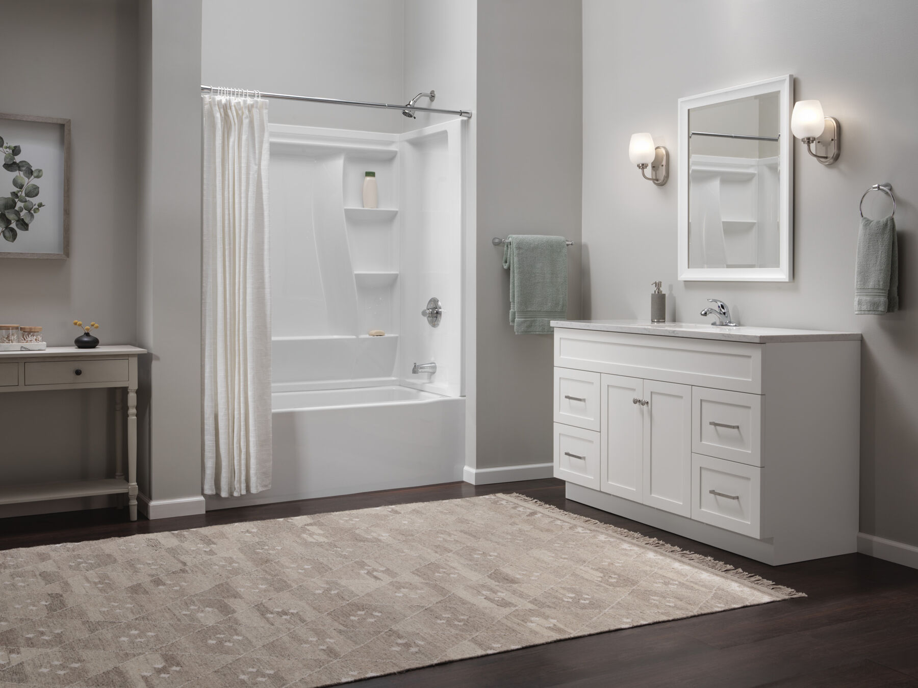 Single Handle Centerset Bathroom Faucet in Chrome — thumbnail 3