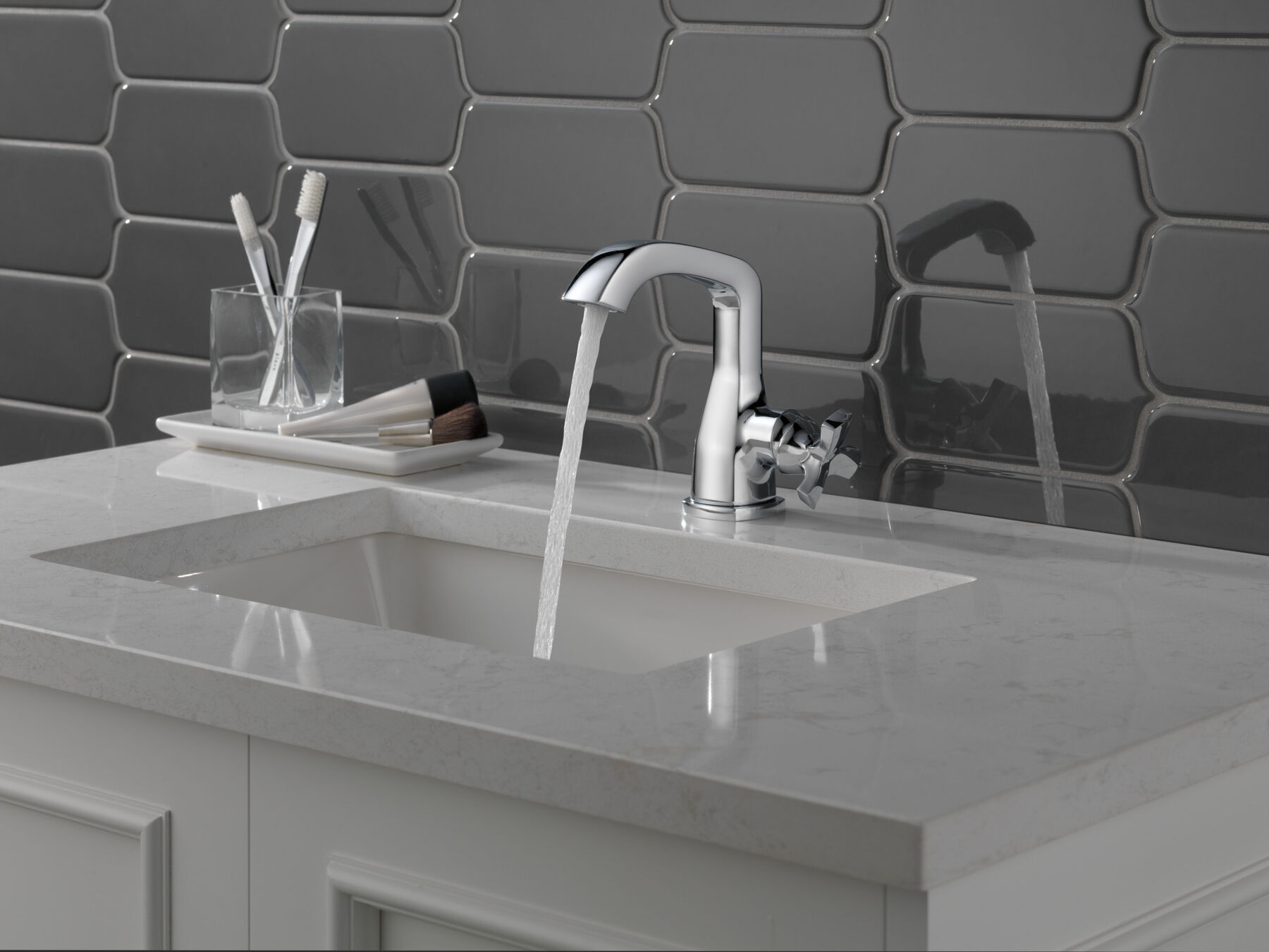 Single Handle Bathroom Faucet in Lumicoat® Chrome — thumbnail 3