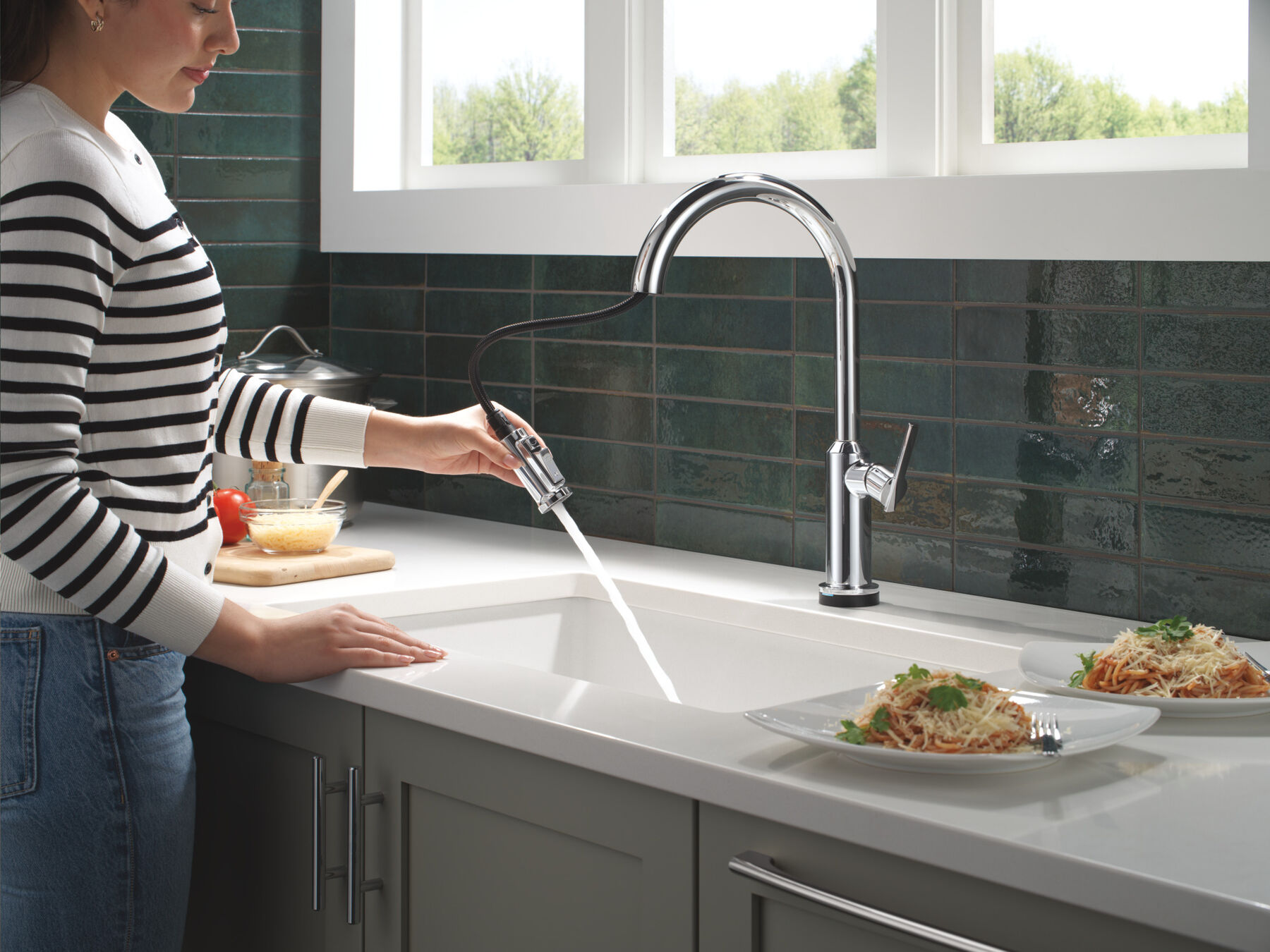 Touch2O® Technology Kitchen Faucet with Touchless Technology in Lumicoat® Chrome — thumbnail 3