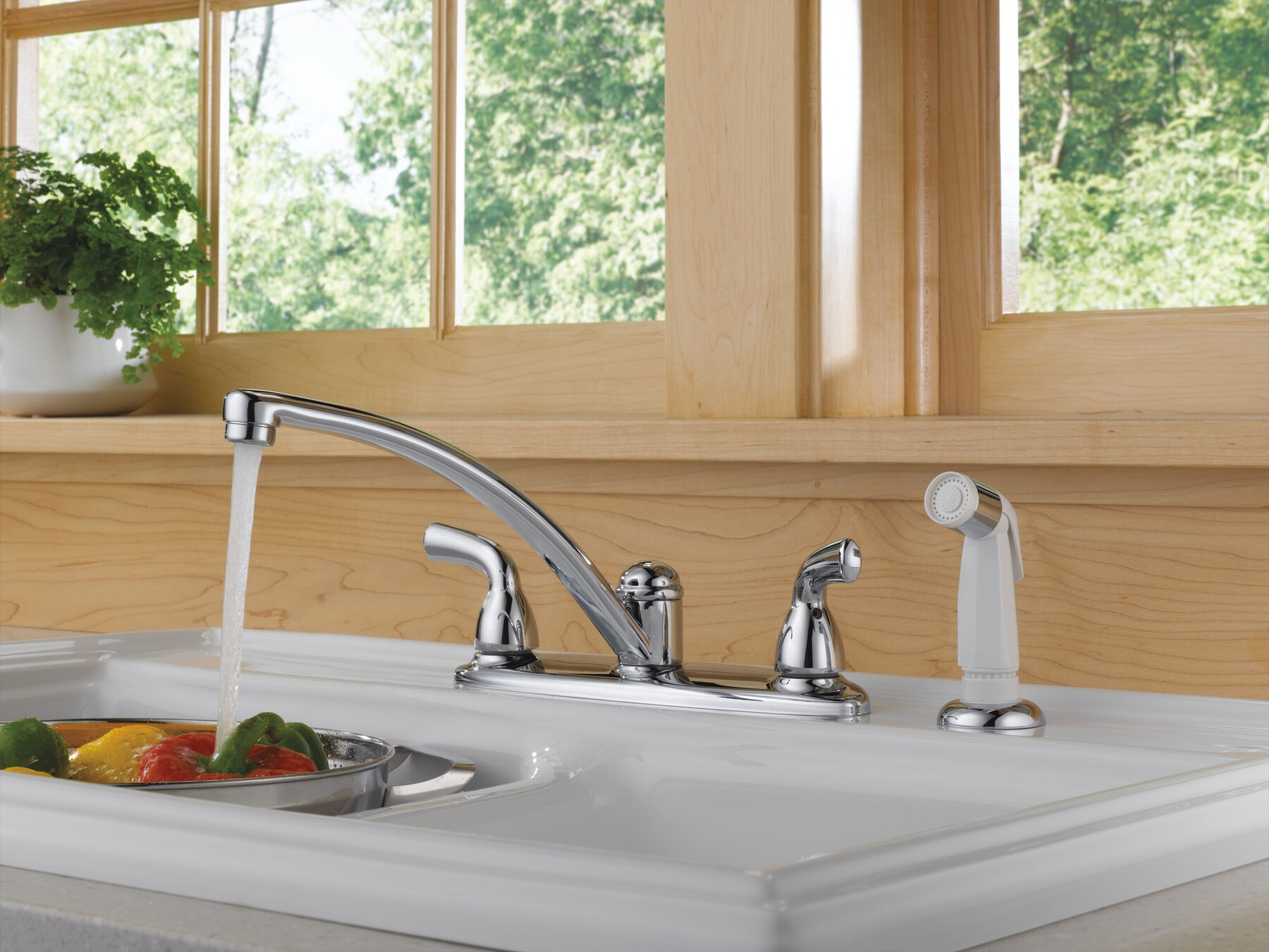 Two Handle Kitchen Faucet with Spray in Chrome B2410LF — thumbnail 2