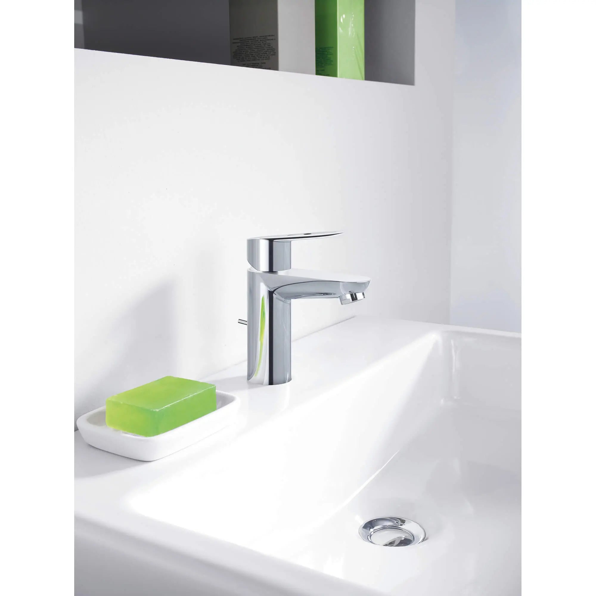 Single Hole Single-Handle S-Size Bathroom Faucet 1.5 GPM — thumbnail 2