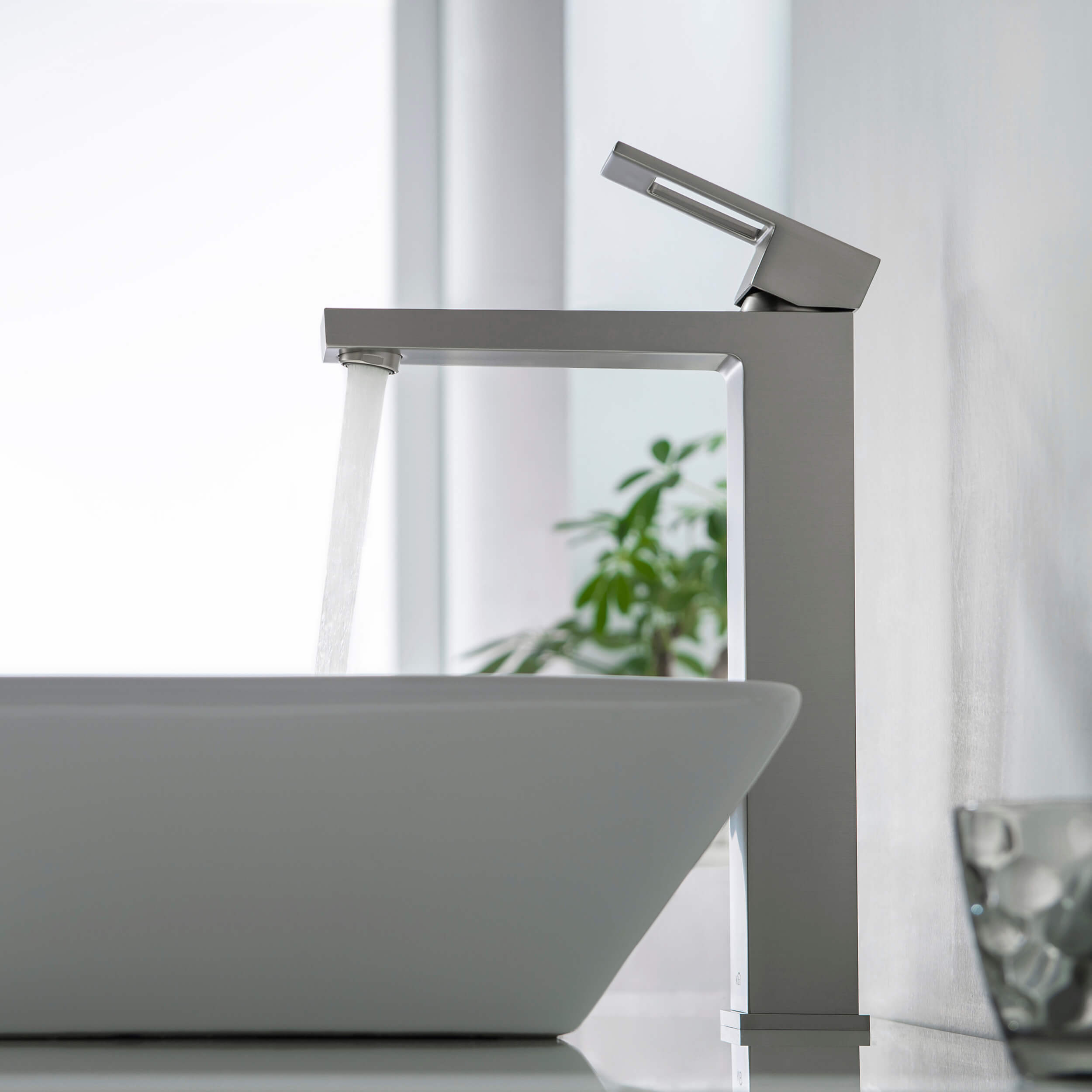 Cubic Brass Single Handle Bathroom Vessel Sink Faucet - C-KBF1003-KPW101 — thumbnail 3