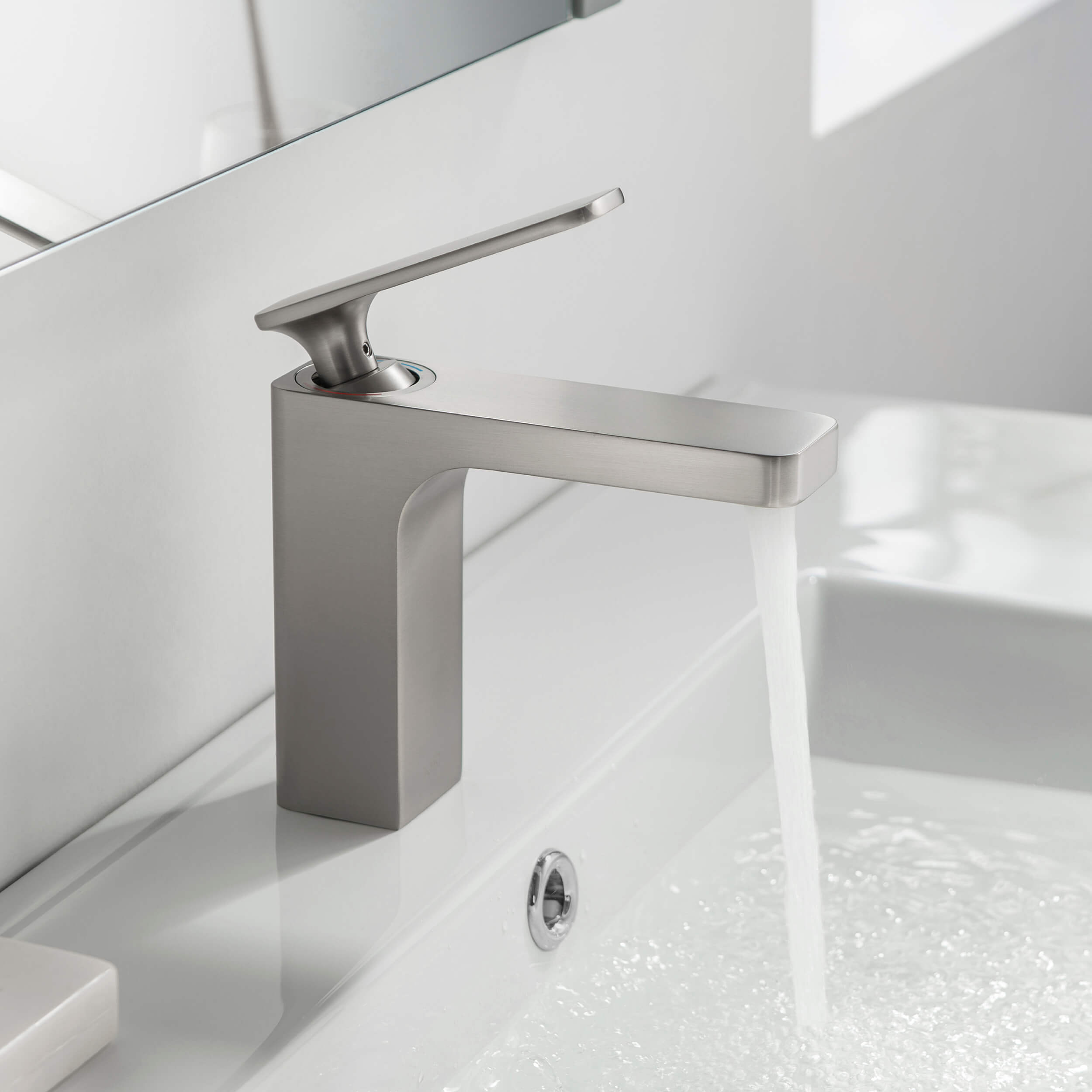 KIBI Infinity Brass Single Handle Bathroom Vanity Sink Faucet - C-KBF1006-KPW100 — thumbnail 2