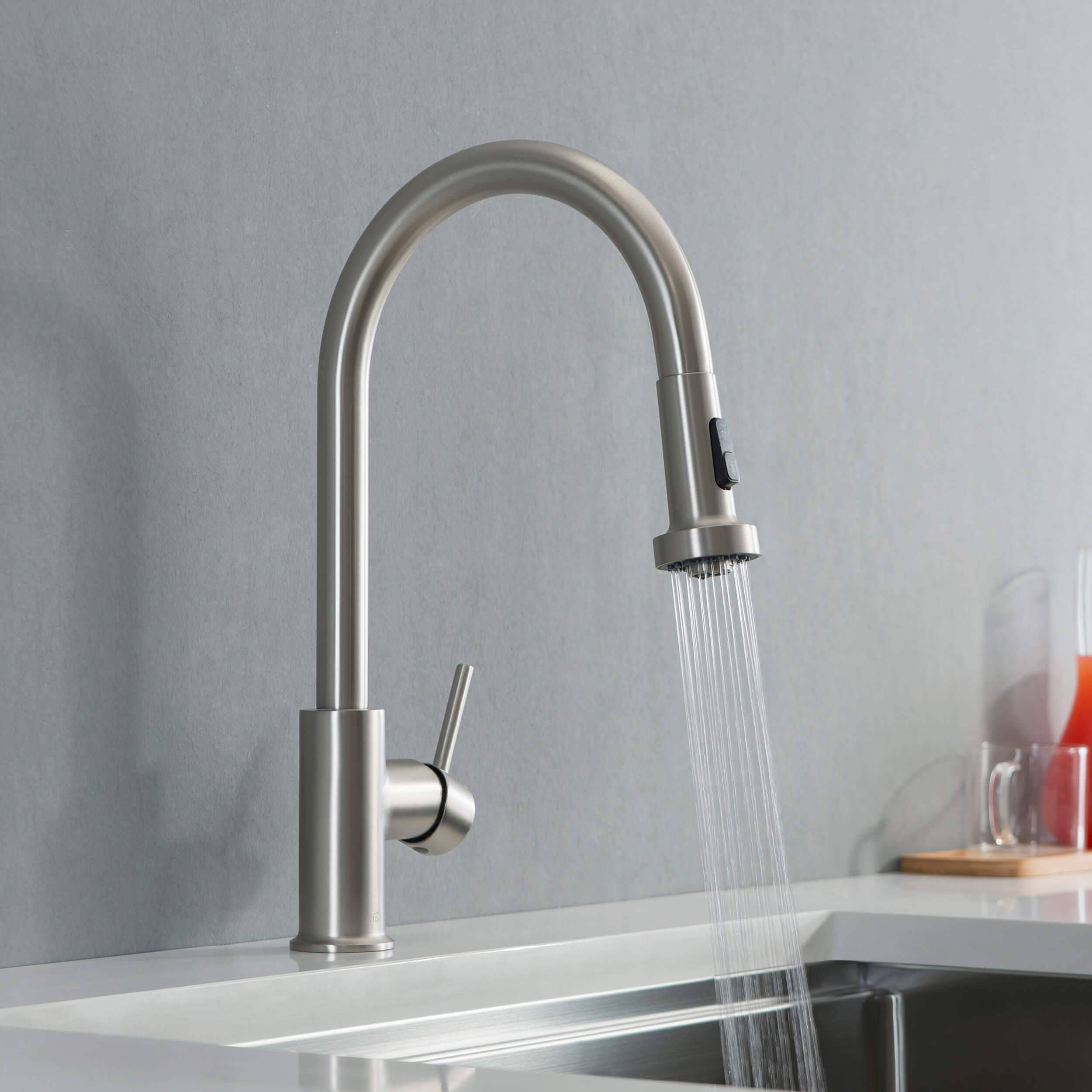 Casa Single Handle Pull Down Kitchen Sink Faucet - KKF2002 — thumbnail 2