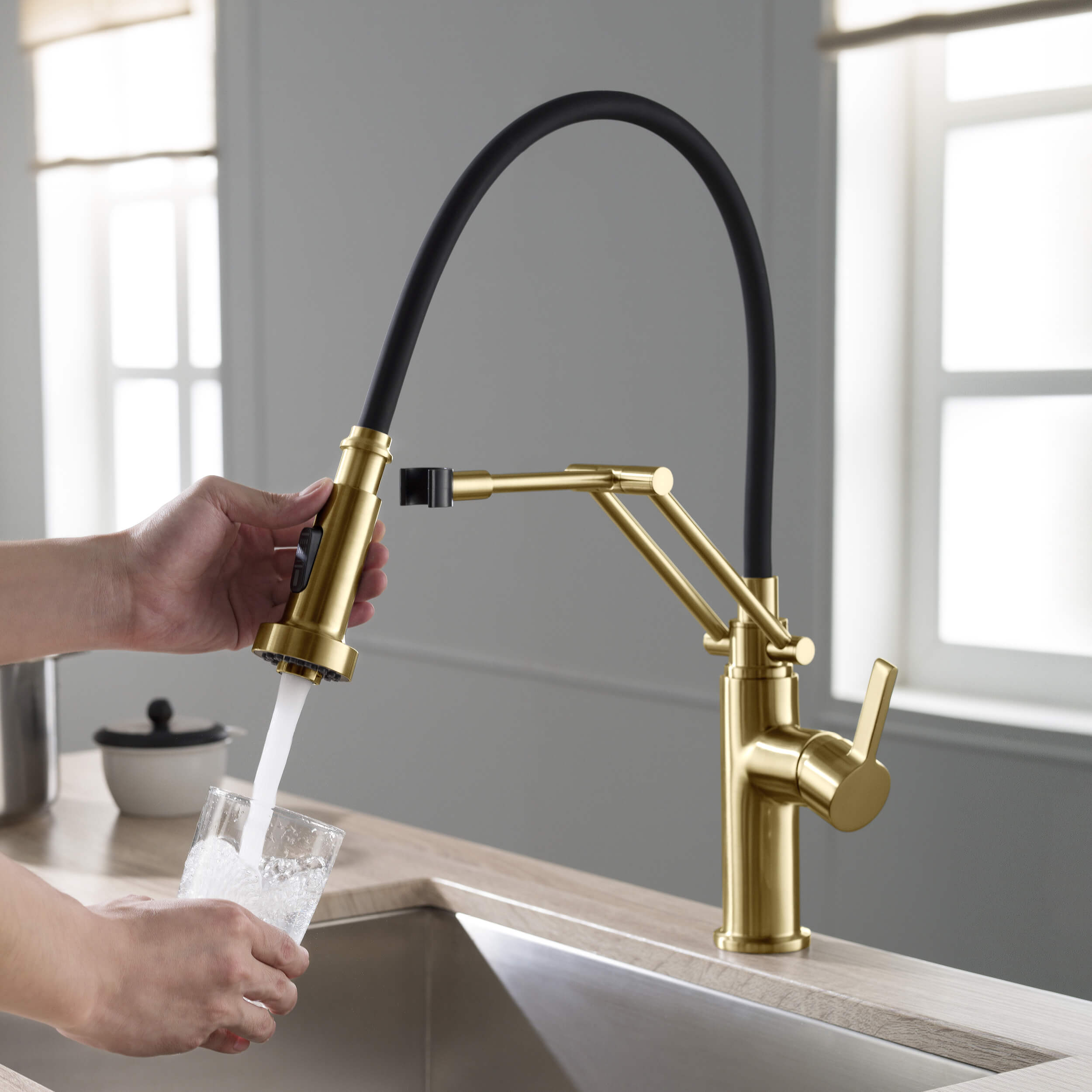 Engel Single Handle Commercial Style Kitchen Faucet - KKF2014 — thumbnail 3
