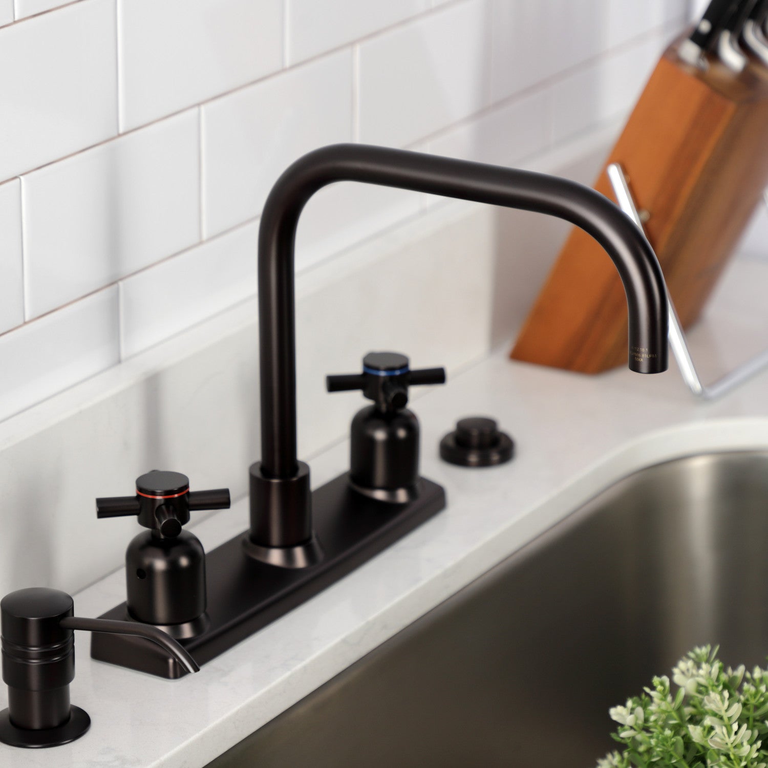 Kingston Sona FB2145DX - Concord Two-Handle 2-Hole 8" Centerset Kitchen Faucet, Oil Rubbed Bronze — thumbnail 3