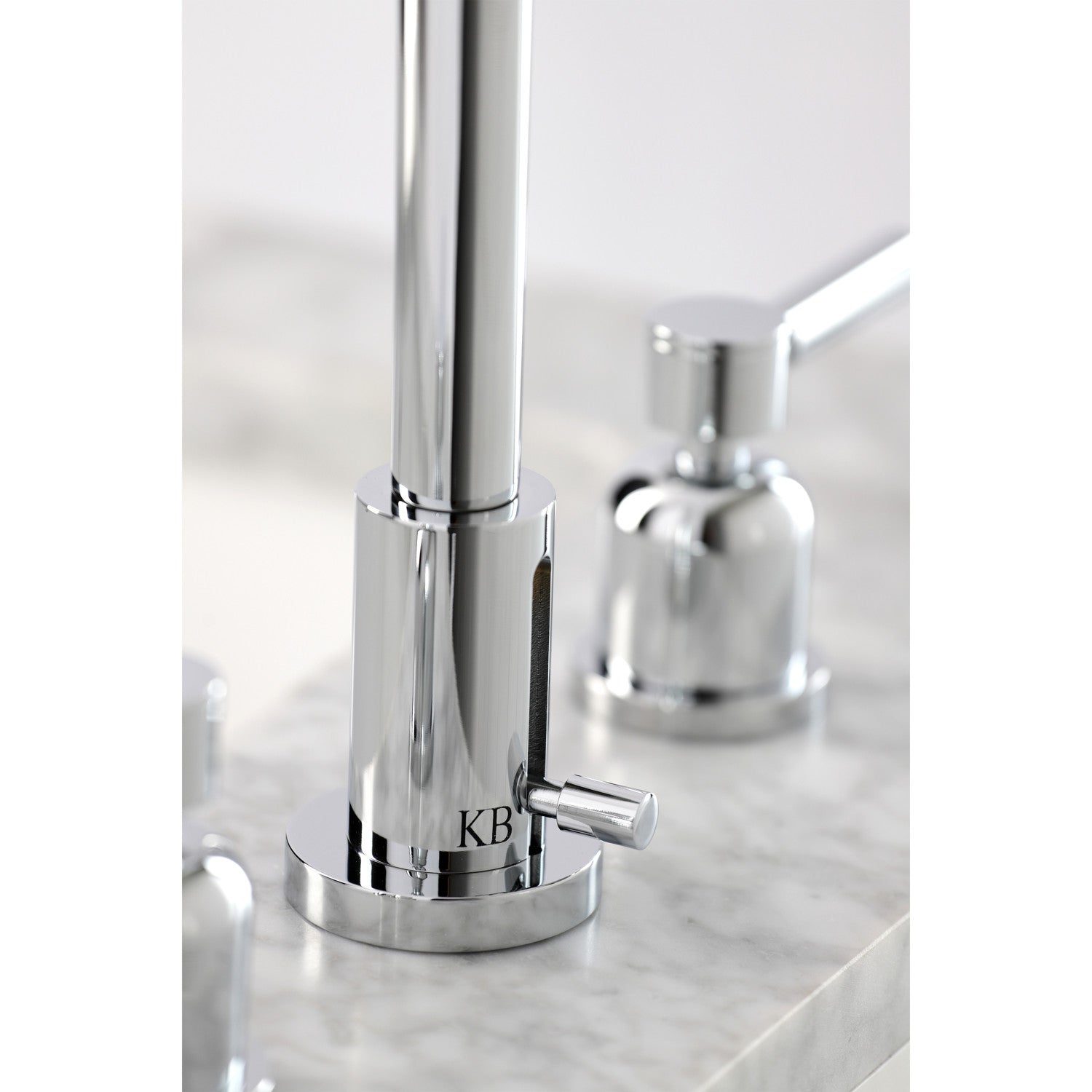 Kingston Sona FSC8931DL - Concord Widespread Bathroom Faucet with Brass Pop-Up, Polished Chrome — thumbnail 3