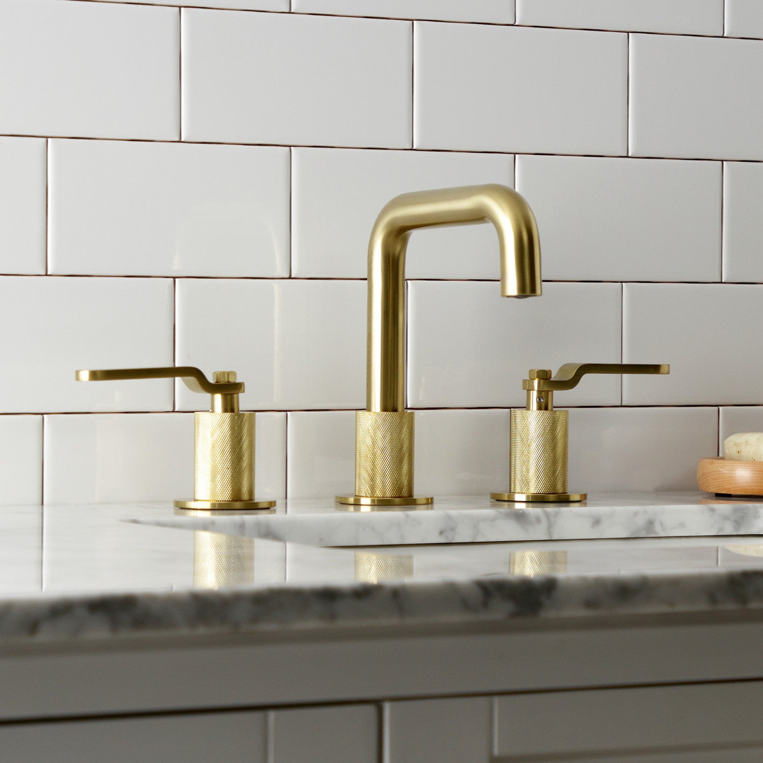 Kingston Sona KS1417KL - Whitaker Two-Handle 3-Hole Deck Mount Widespread Bathroom Faucet with Push Pop-Up Drain, Brushed Brass — thumbnail 3