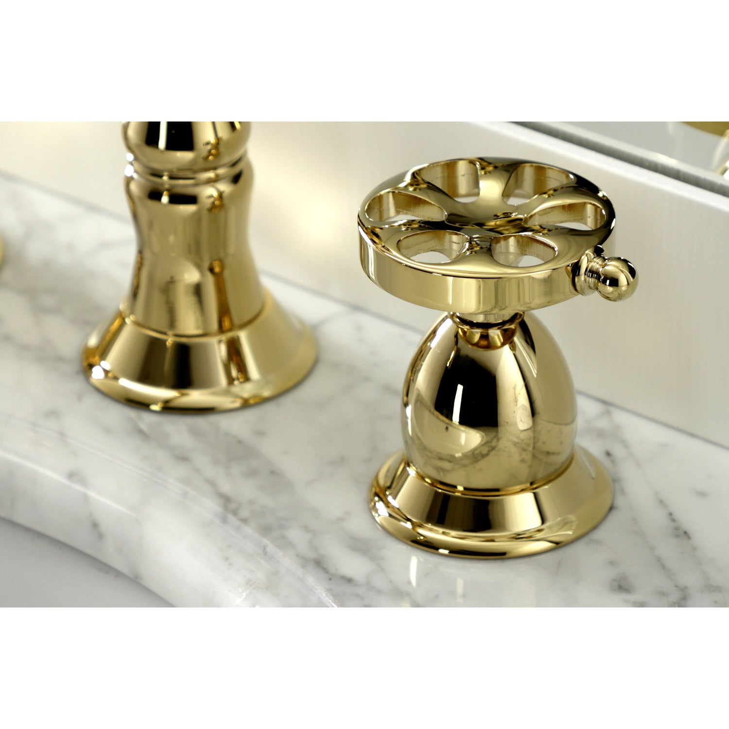 Kingston Heirloom KS1972RX - Belknap Two-Handle 3-Hole Deck Mount Widespread Bathroom Faucet with Brass Pop-Up, Polished Brass — thumbnail 2