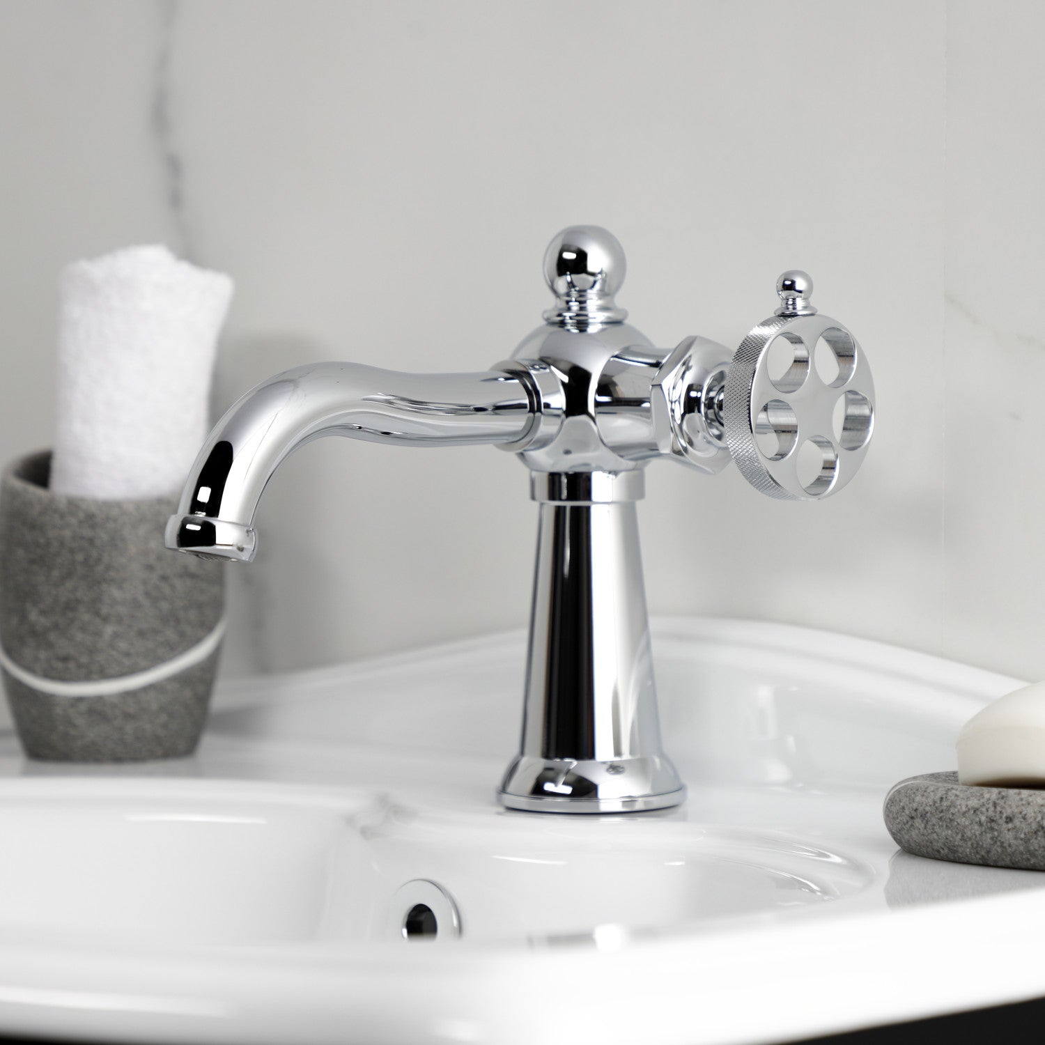 Kingston Tulare KS3541RKZ - Wendell One-Handle 1-Hole Bathroom Faucet with Knurled Handle and Push Pop-Up Drain, Polished Chrome — thumbnail 3