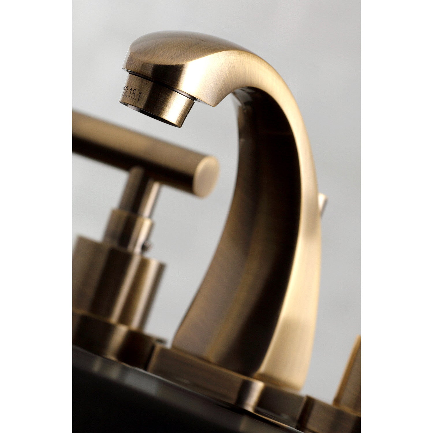 Kingston Tulare KS4943CML - Manhattan Two-Handle 3-Hole Deck Mount Widespread Bathroom Faucet with Brass Pop-Up, Antique Brass — thumbnail 2