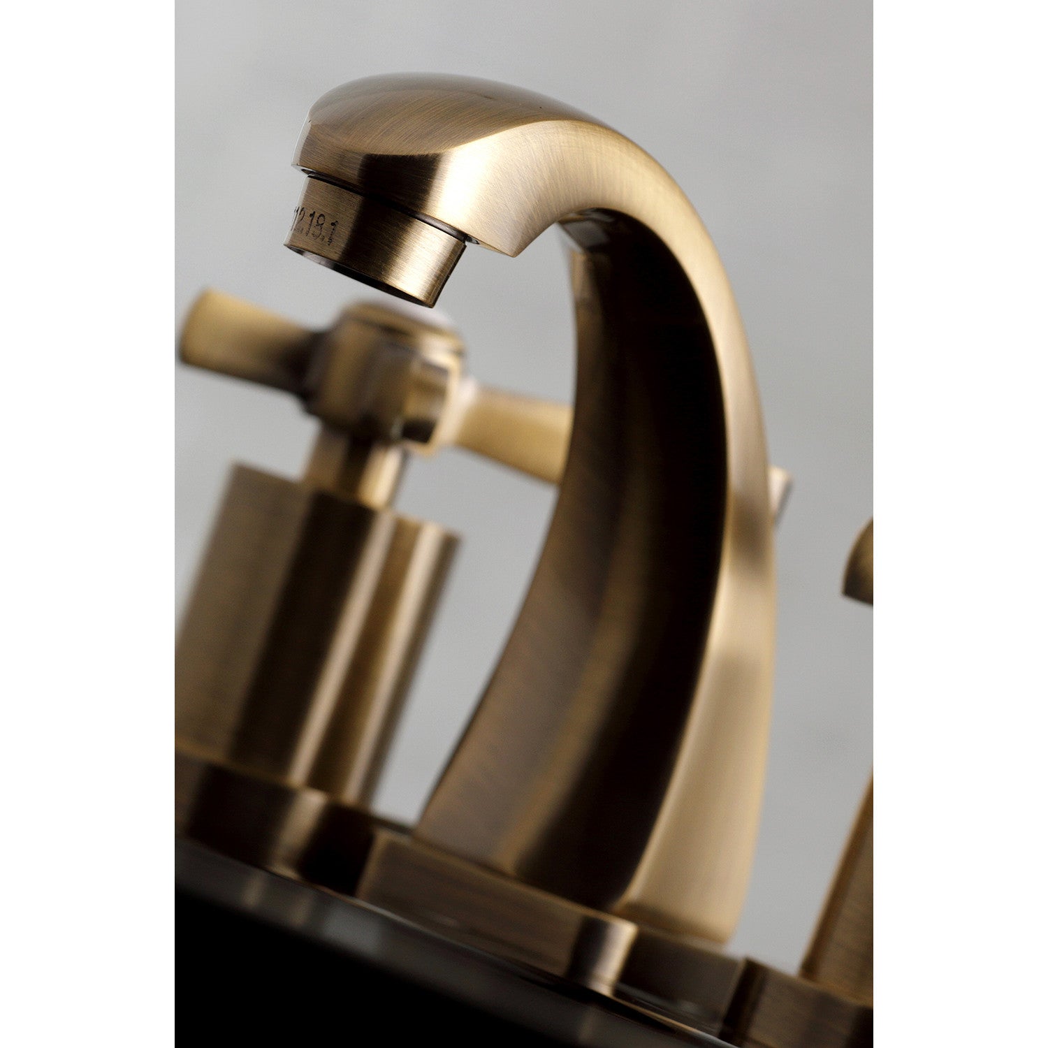 Kingston Tulare KS4943ZX - Millennium Two-Handle 3-Hole Deck Mount Widespread Bathroom Faucet with Brass Pop-Up, Antique Brass — thumbnail 2