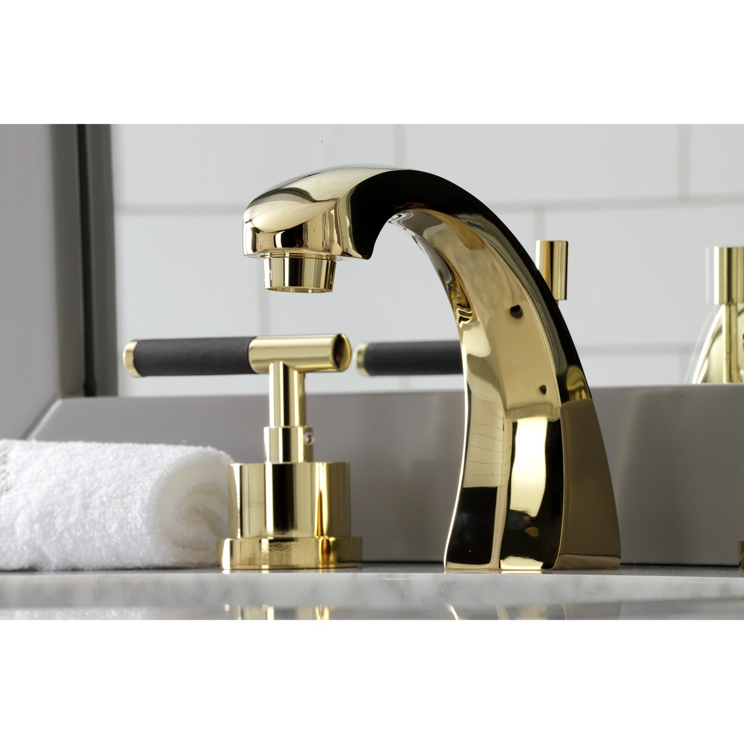 Kingston Sona KS4982CKL - Kaiser Two-Handle 3-Hole Deck Mount Widespread Bathroom Faucet with Brass Pop-Up, Polished Brass — thumbnail 3