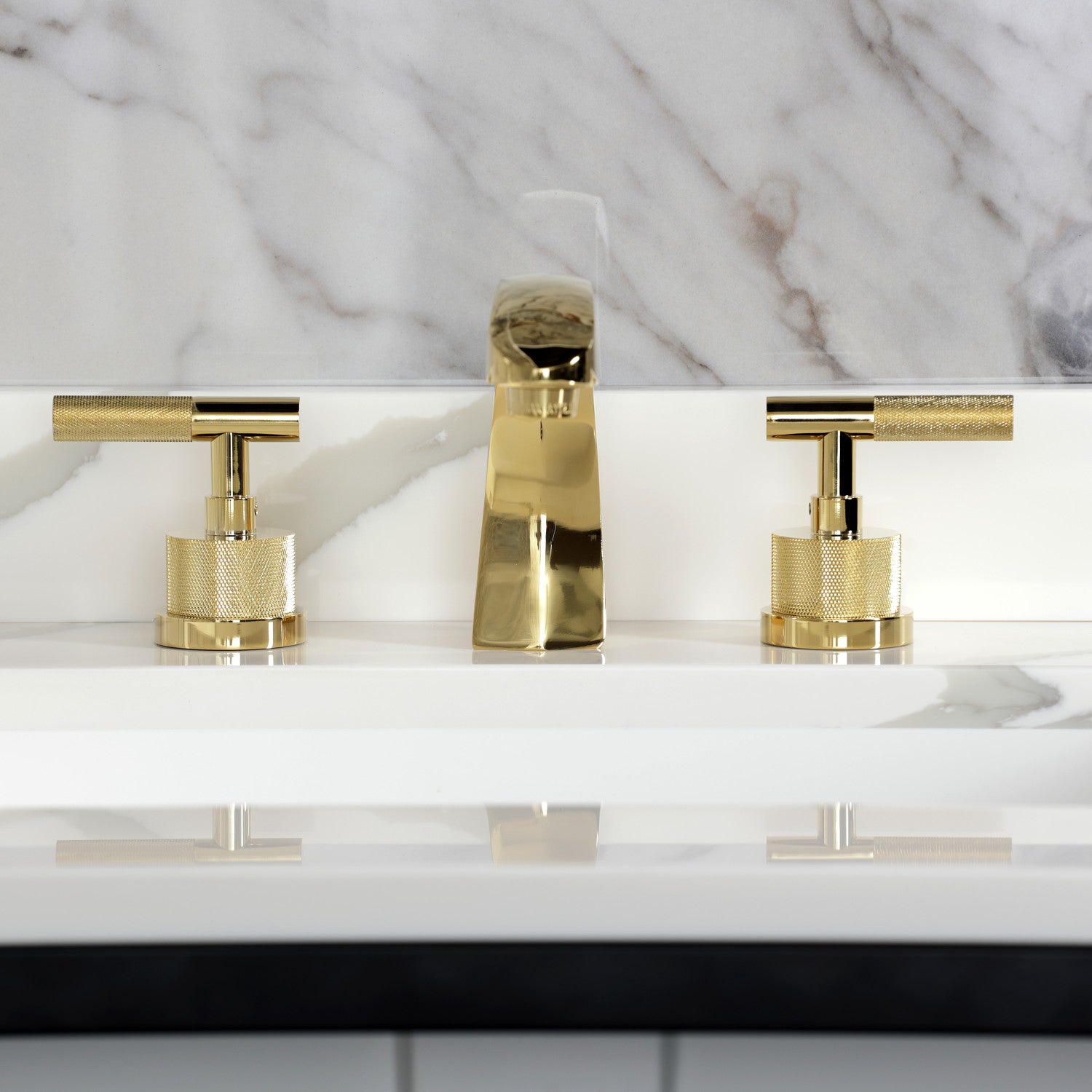 Kingston Sona KS4982KNL - Convergent Two-Handle 3-Hole Deck Mount Widespread Bathroom Faucet with Knurled Handle and Brass Pop-Up, Polished Brass — thumbnail 2