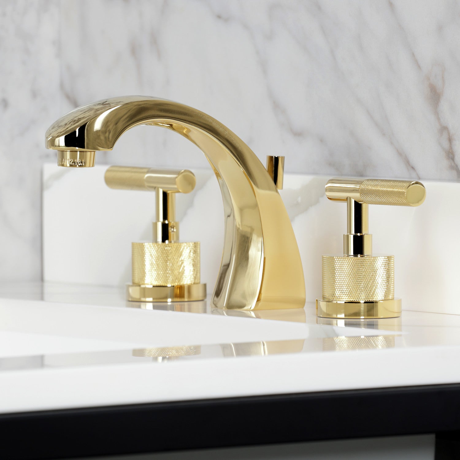 Kingston Sona KS4982KNL - Convergent Two-Handle 3-Hole Deck Mount Widespread Bathroom Faucet with Knurled Handle and Brass Pop-Up, Polished Brass — thumbnail 3