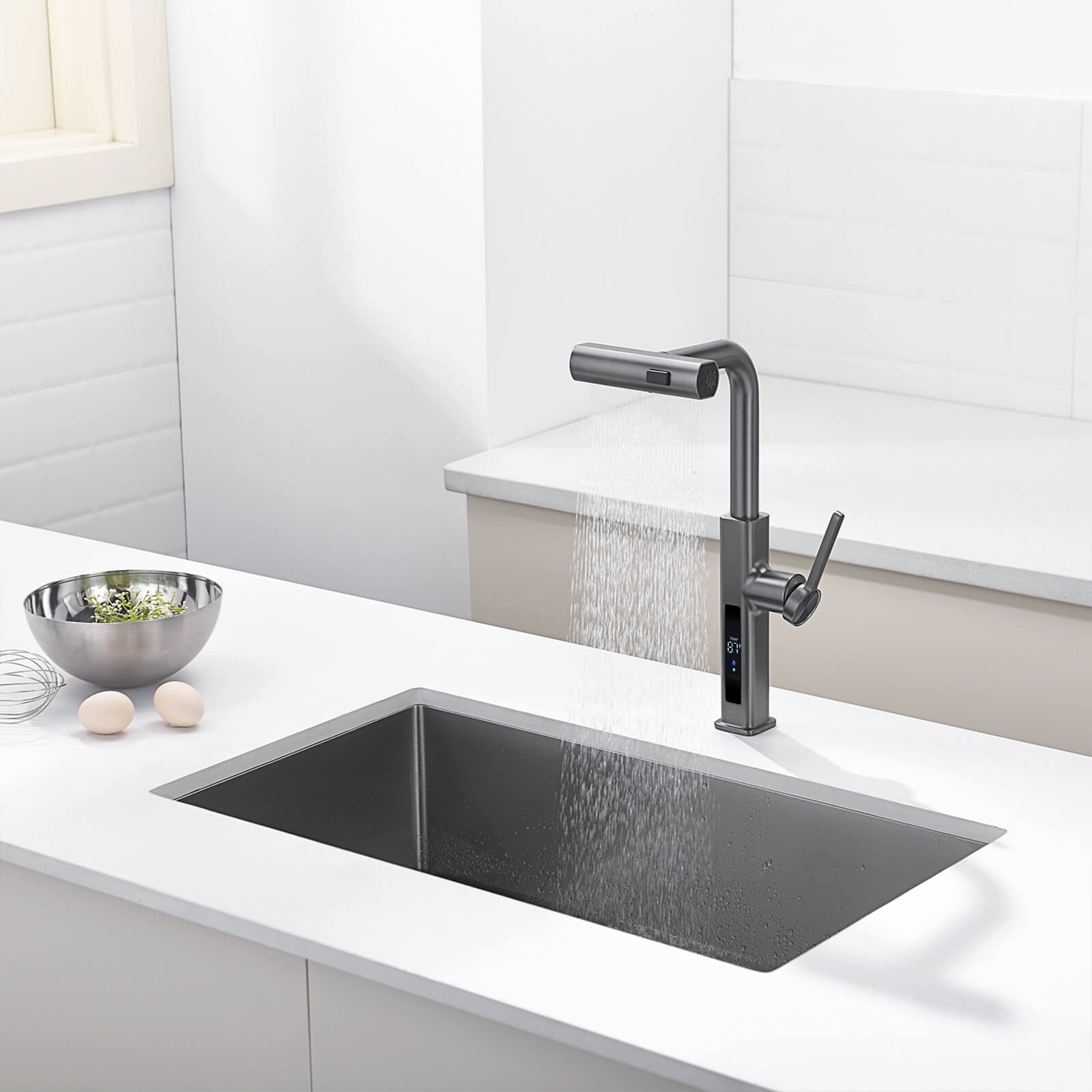 Lefton Waterfall & Pull-Out Kitchen Faucet with Temperature Display-KF2209 — thumbnail 3