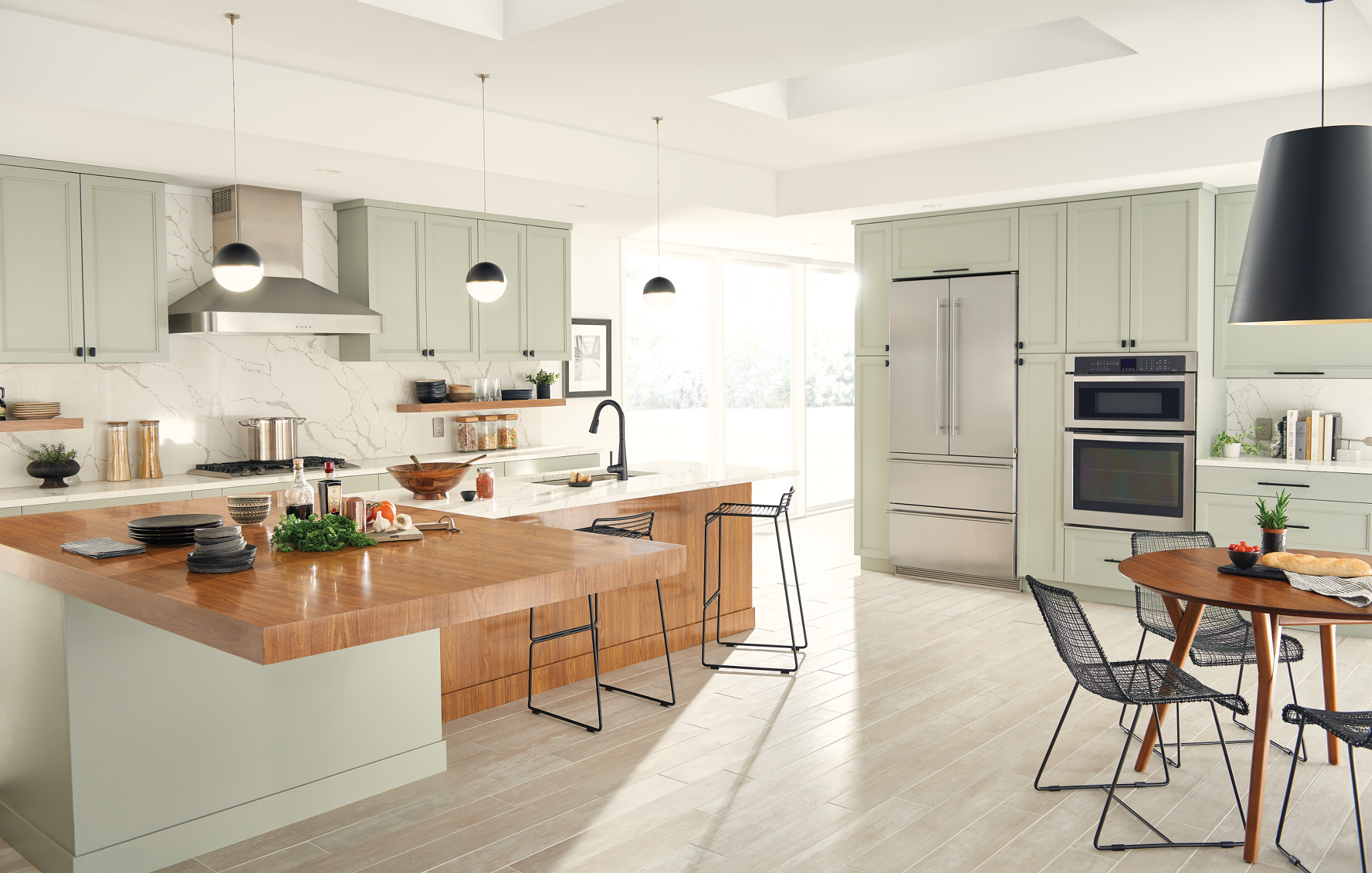 Sleek MotionSense Wave One-Handle Pulldown Touchless Kitchen Faucet — thumbnail 3