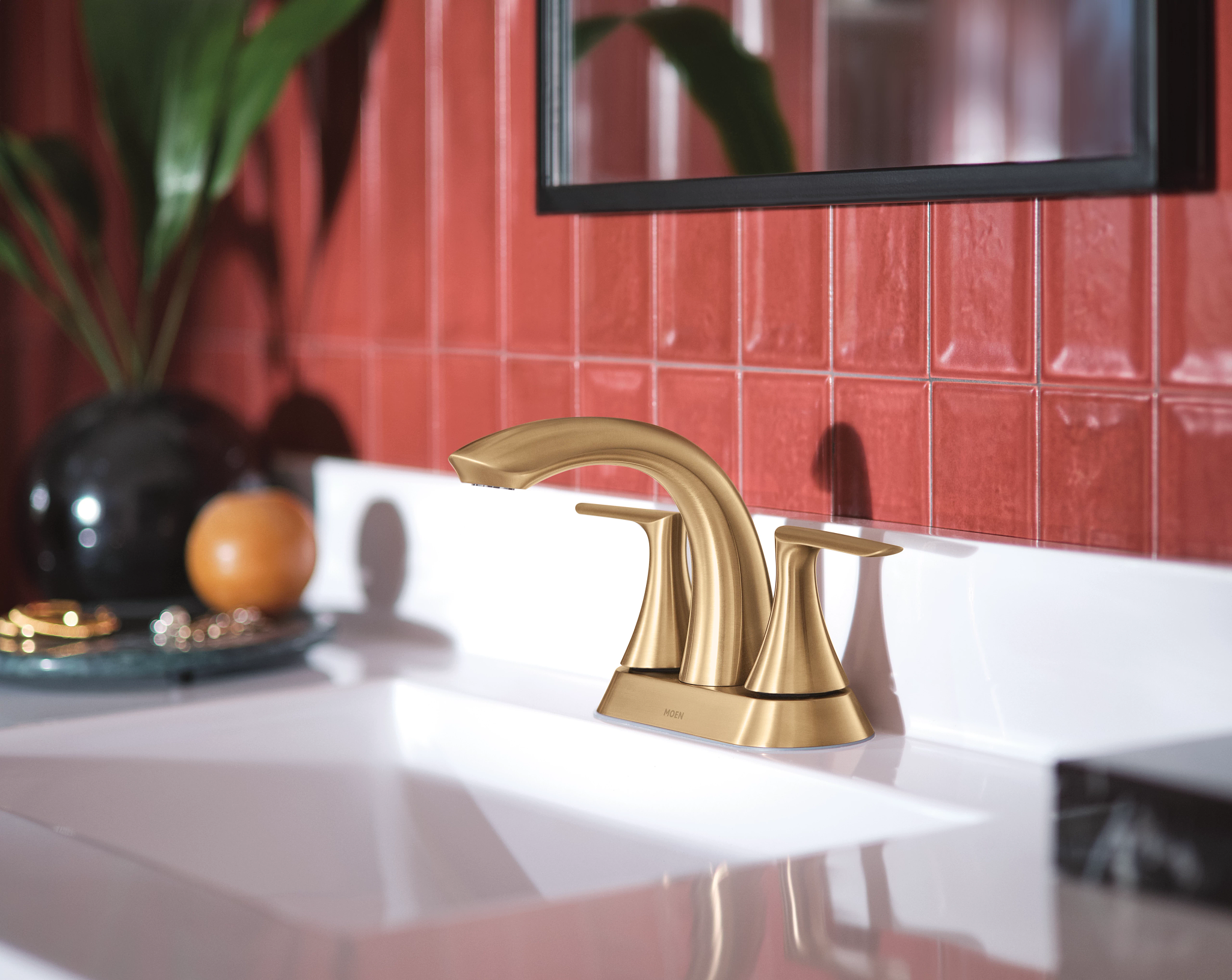 Findlay Two-handle Centerset Bathroom Sink Faucet — thumbnail 2