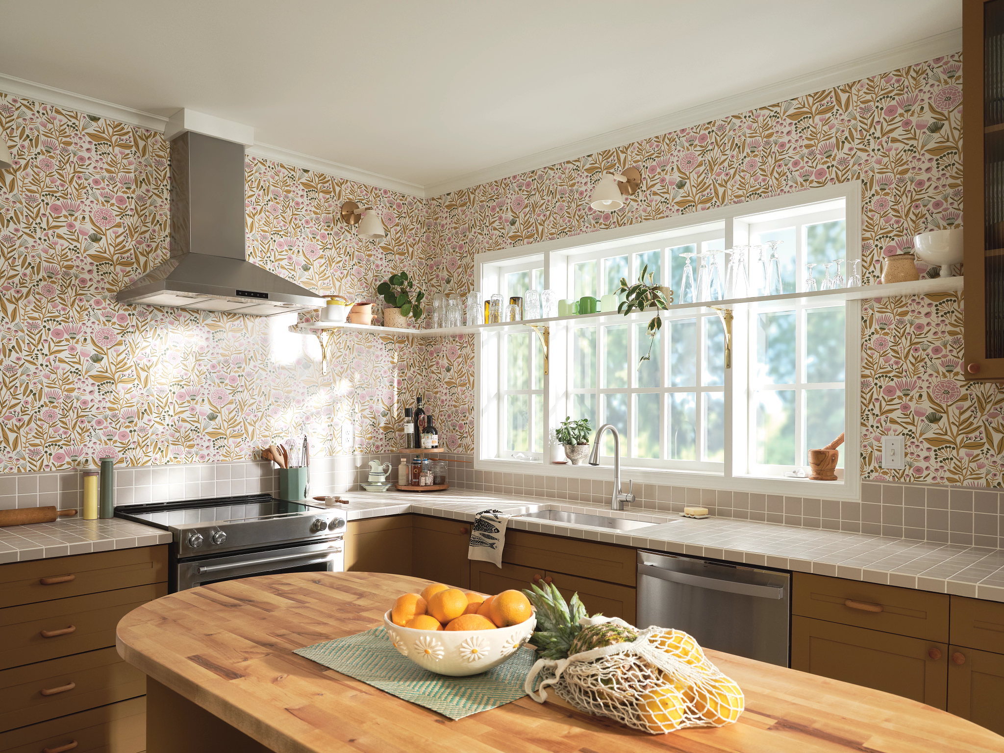 Doherty Chrome kitchen faucet — thumbnail 2