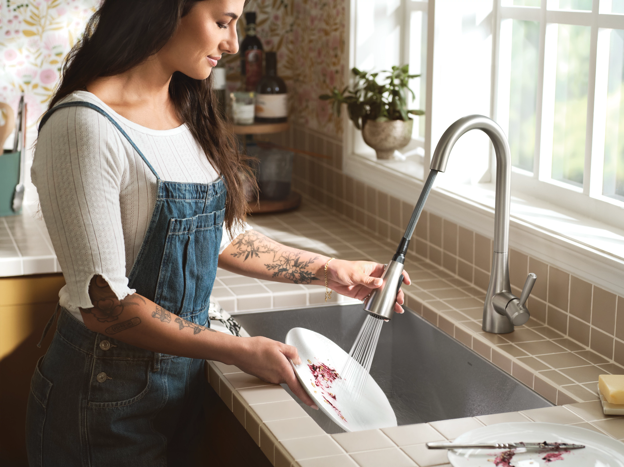 Doherty Chrome kitchen faucet — thumbnail 3