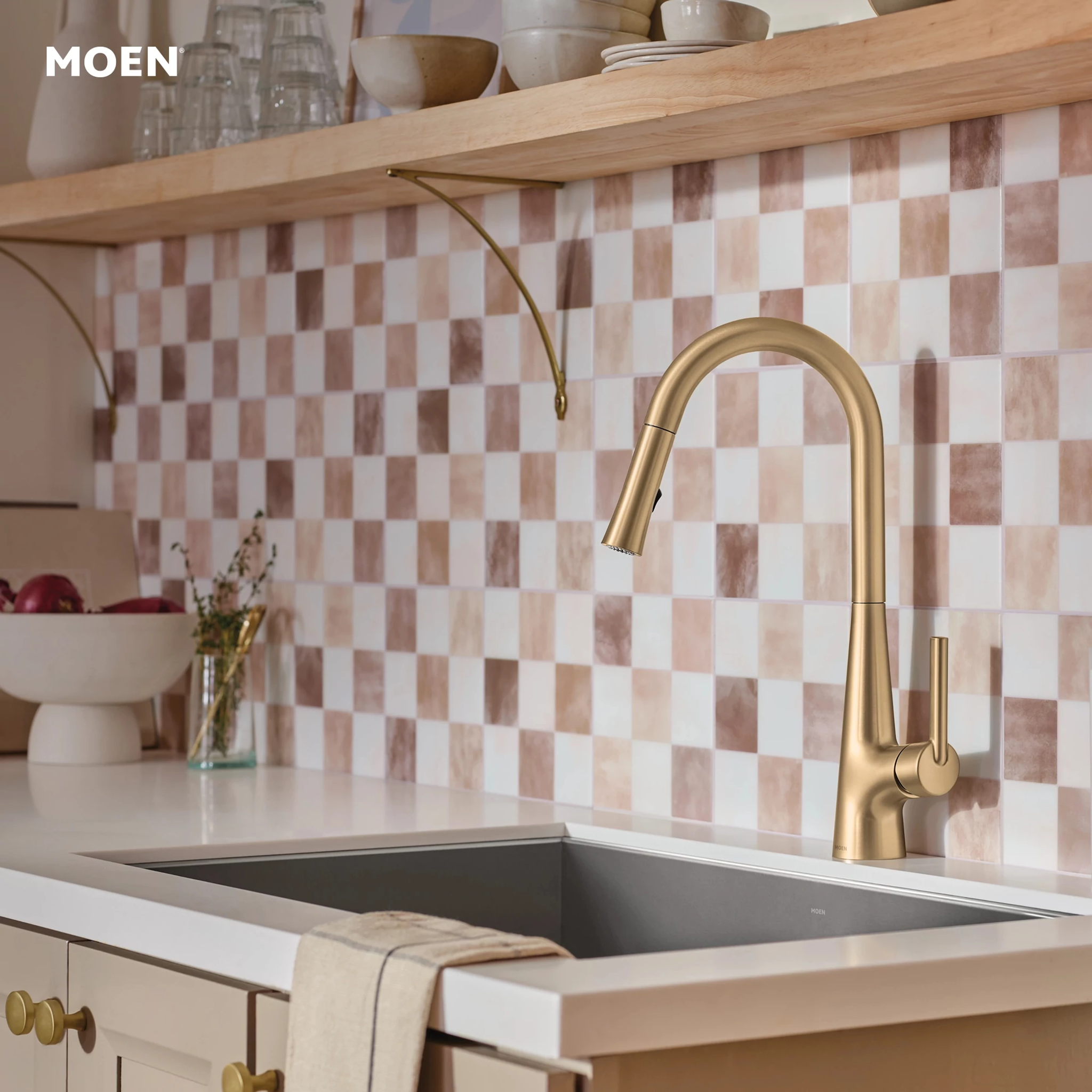 Ronan One-Handle Pulldown Kitchen Faucet with Swivel Control — thumbnail 2