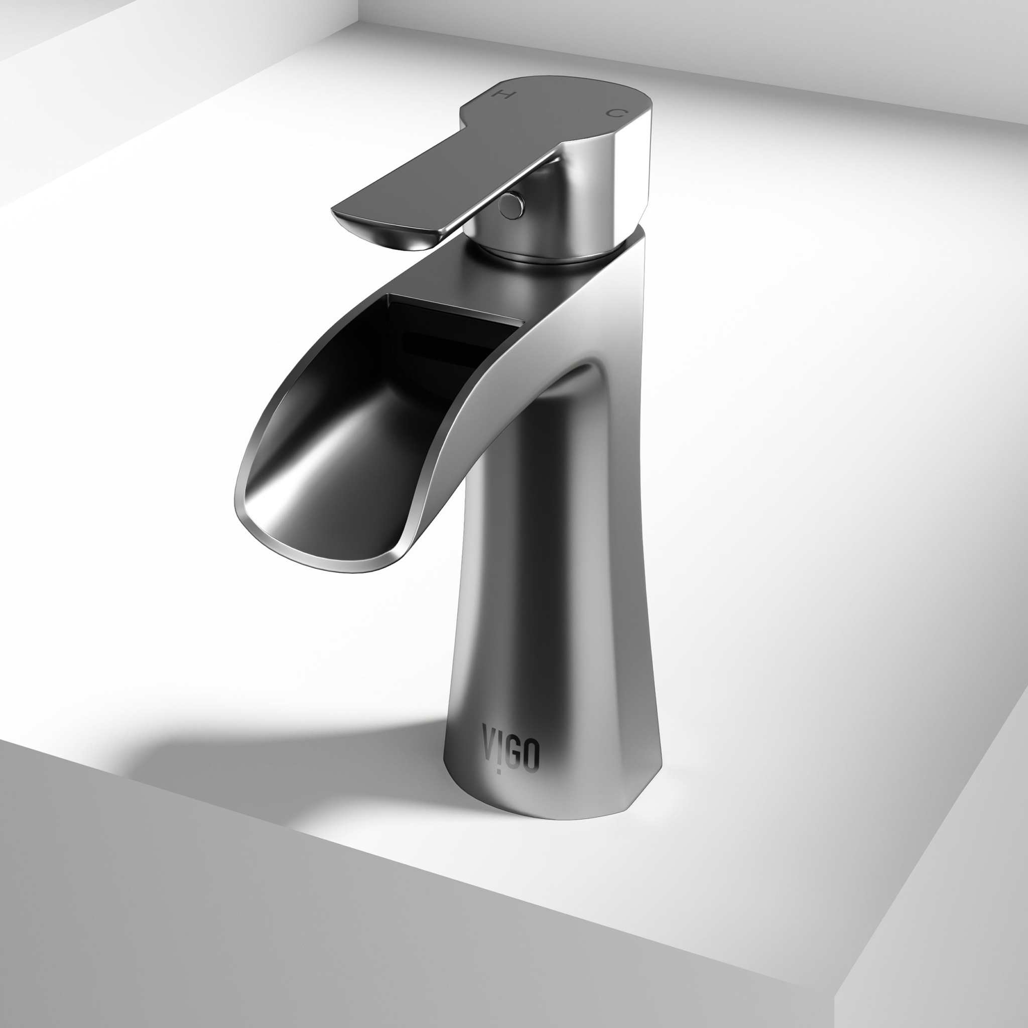 Paloma Single Hole Bathroom Faucet