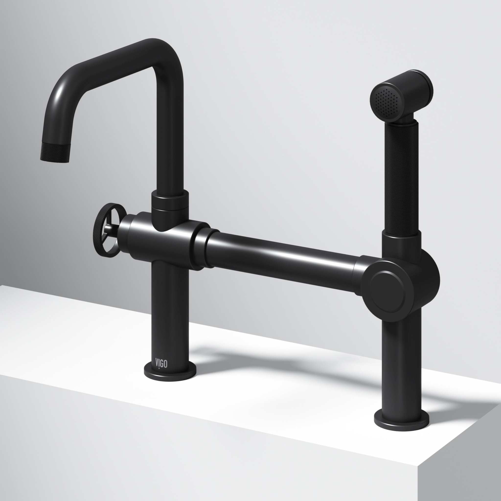 Cass Kitchen Faucet With Sprayer — thumbnail 2