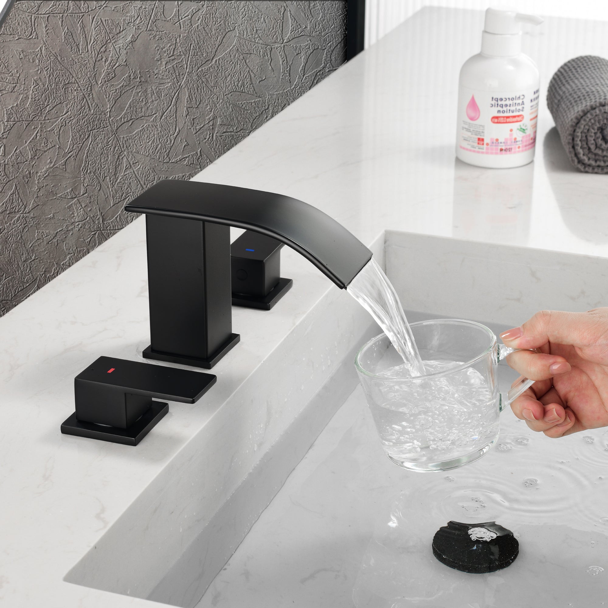 Two-Handle Bathroom Faucet with Drainer — thumbnail 2