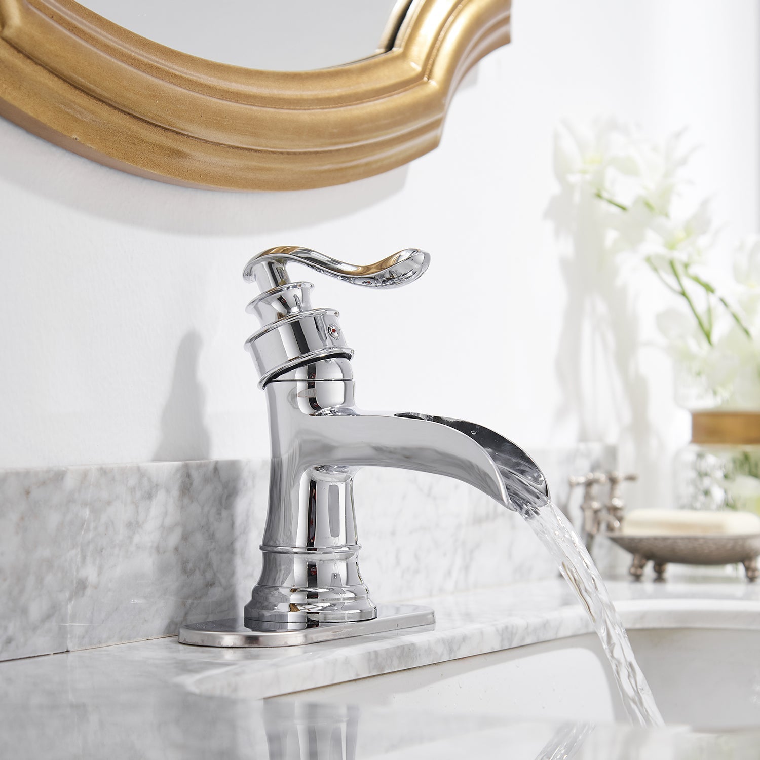 Single Hole Single-Handle Sleek Stylish Bathroom Faucet in Polished Chrome — thumbnail 2
