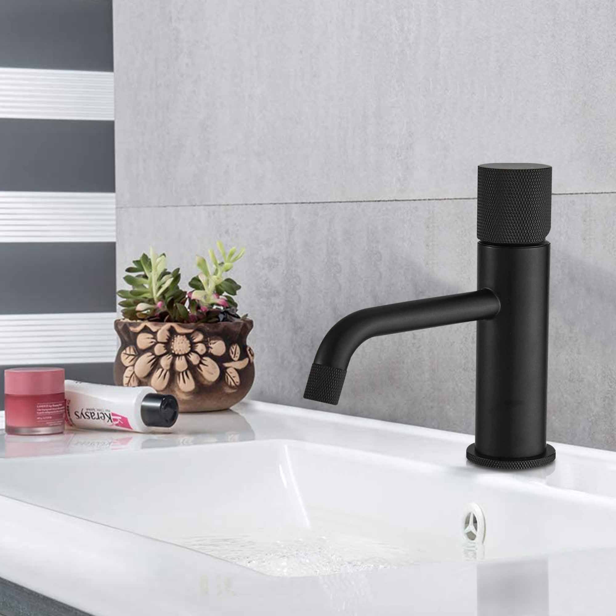 Single Hole Single-Handle Bathroom Faucet In Matte Black/ White — thumbnail 3
