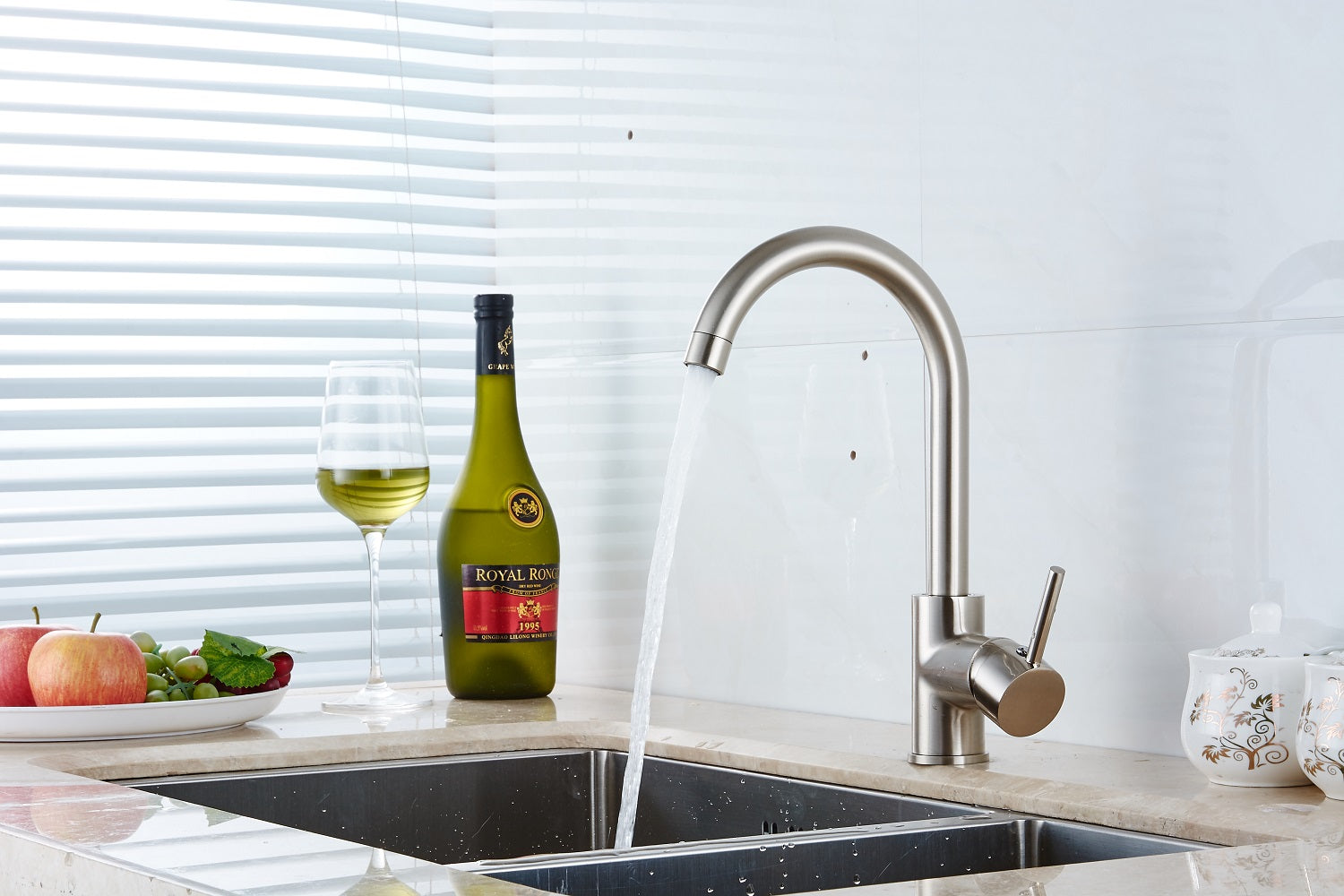 Single Handle Single-Hole Standard Kitchen Faucet in Brushed Nickel — thumbnail 3