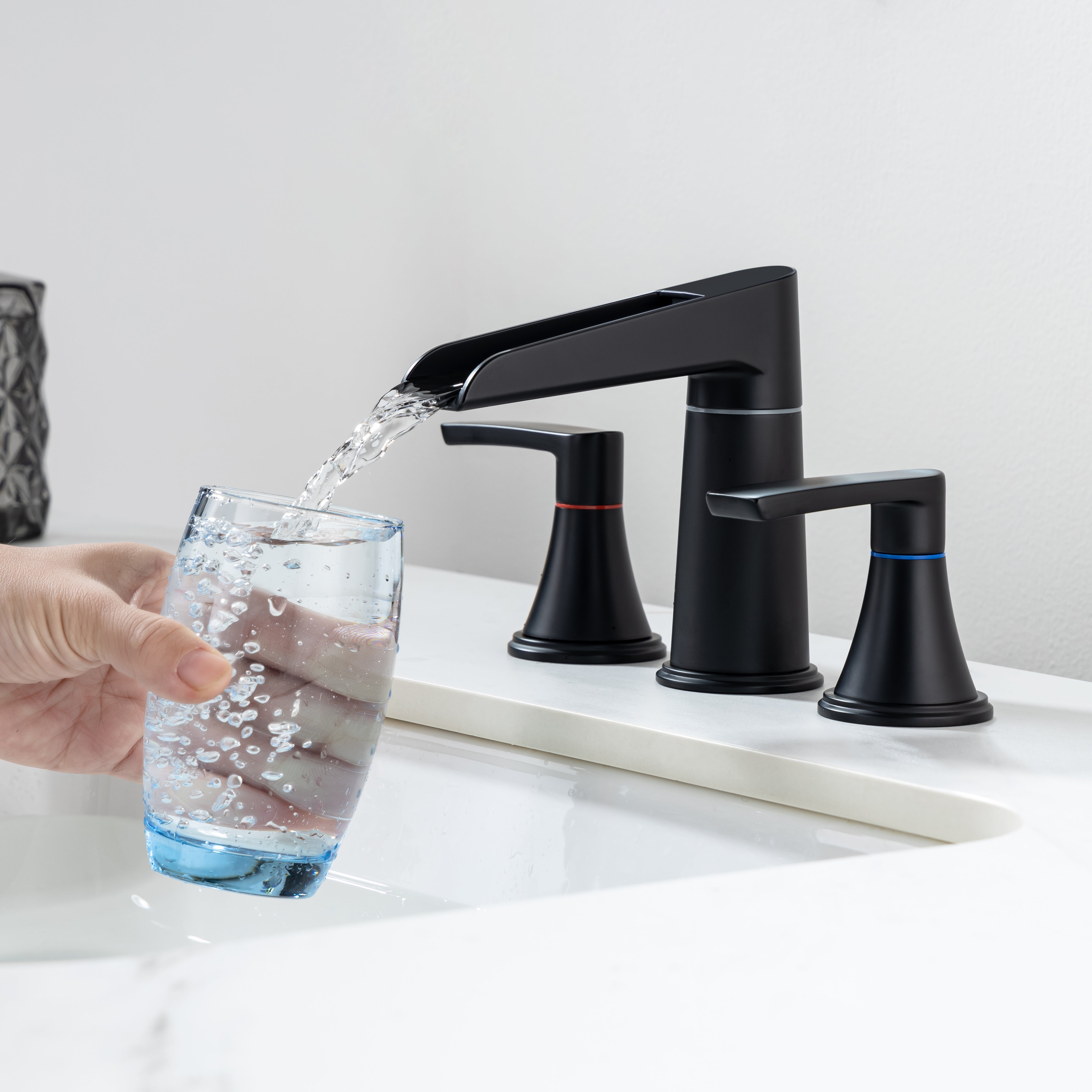 Waterfall Bathroom Faucet Contemporary 2-Handle Bathroom Faucet with Drain Kit — thumbnail 2