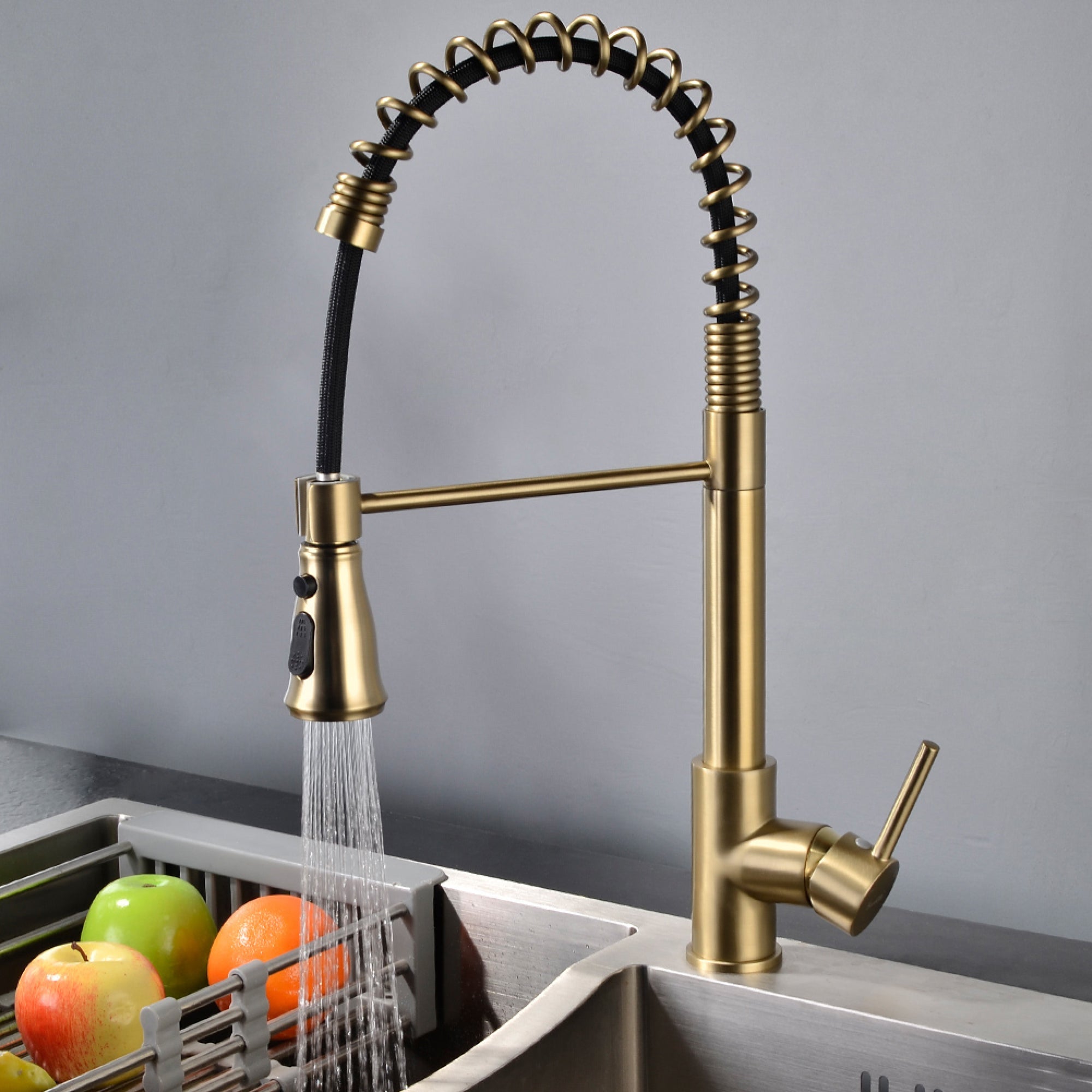Single Handle Solid Brass Pull Down Sprayer Kitchen Faucet — thumbnail 3