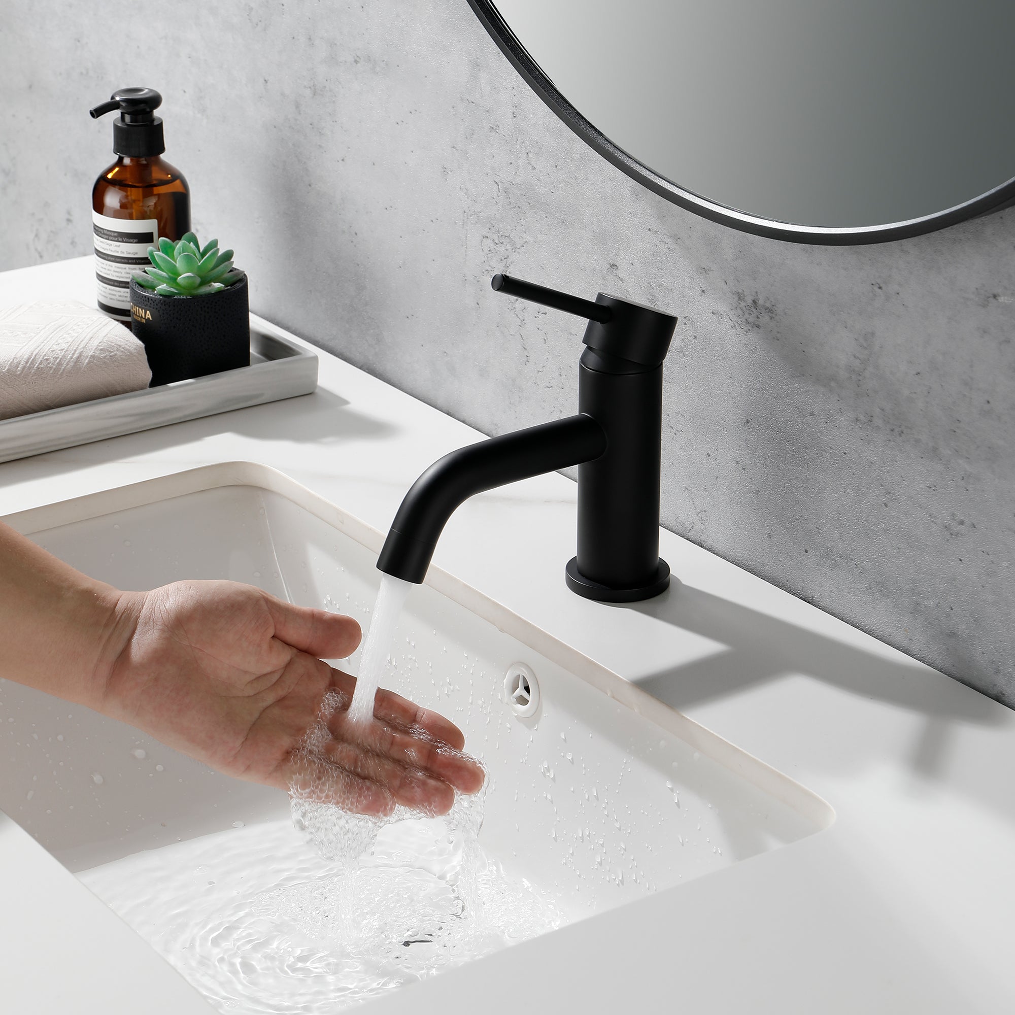 One Handle Single Hole Bathroom Faucet in Matte Black — thumbnail 3