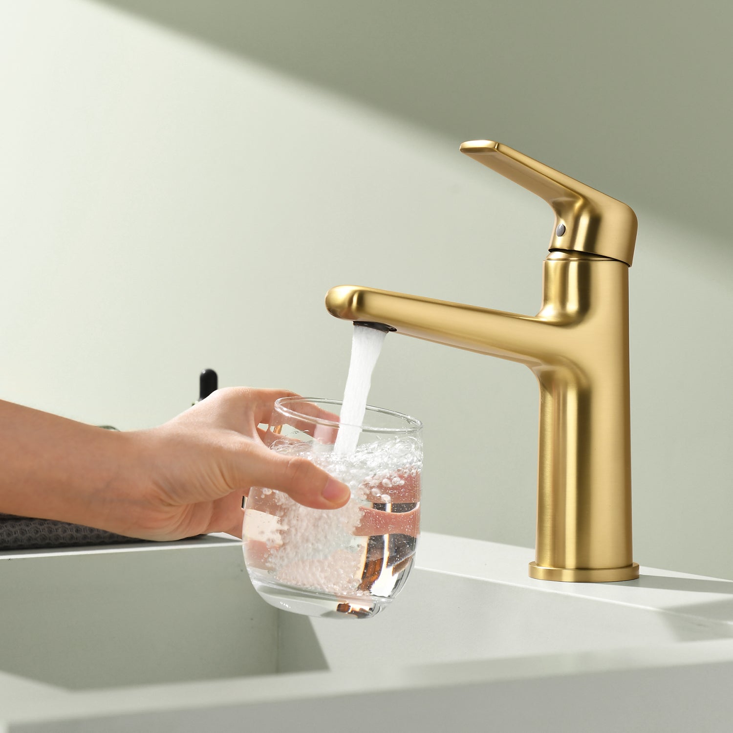 Modern Single Handle Bathroom Sink Faucet with Pop-Up Drain, Solid Brass, cUPC Certified — thumbnail 3