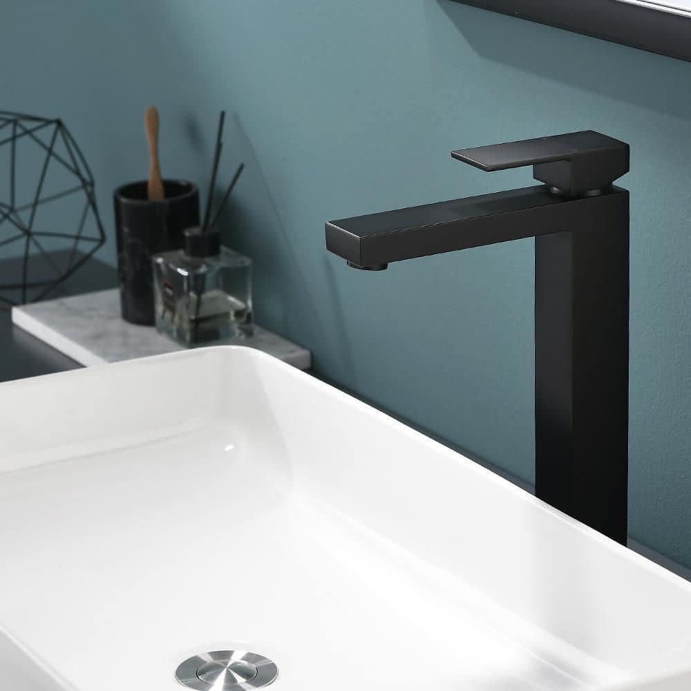 Single Handle Single Hole Bathroom Faucet with Spot Resistant Matte Black — thumbnail 2