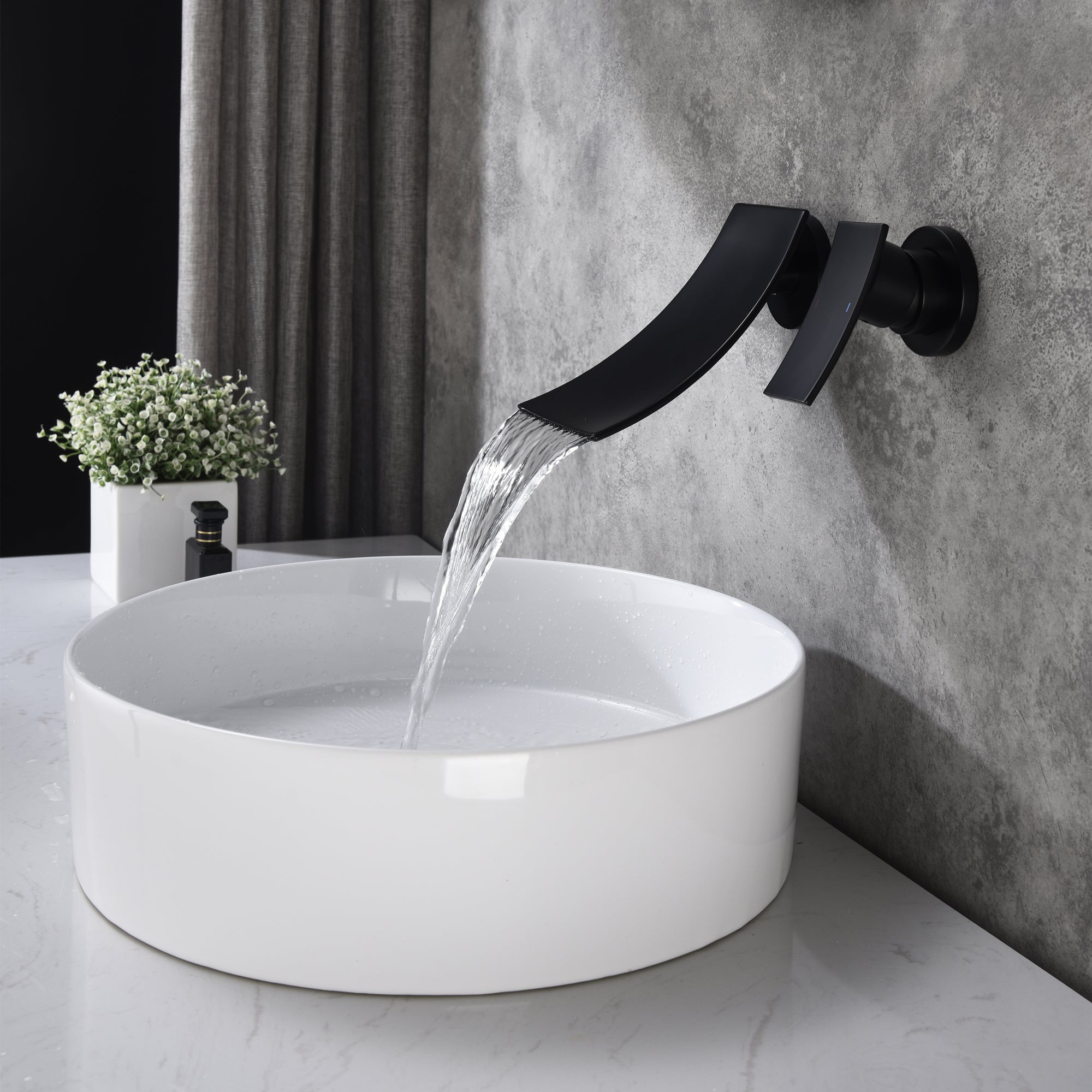 Single Handle Widespread Wall Mounted Bathroom Faucet — thumbnail 3