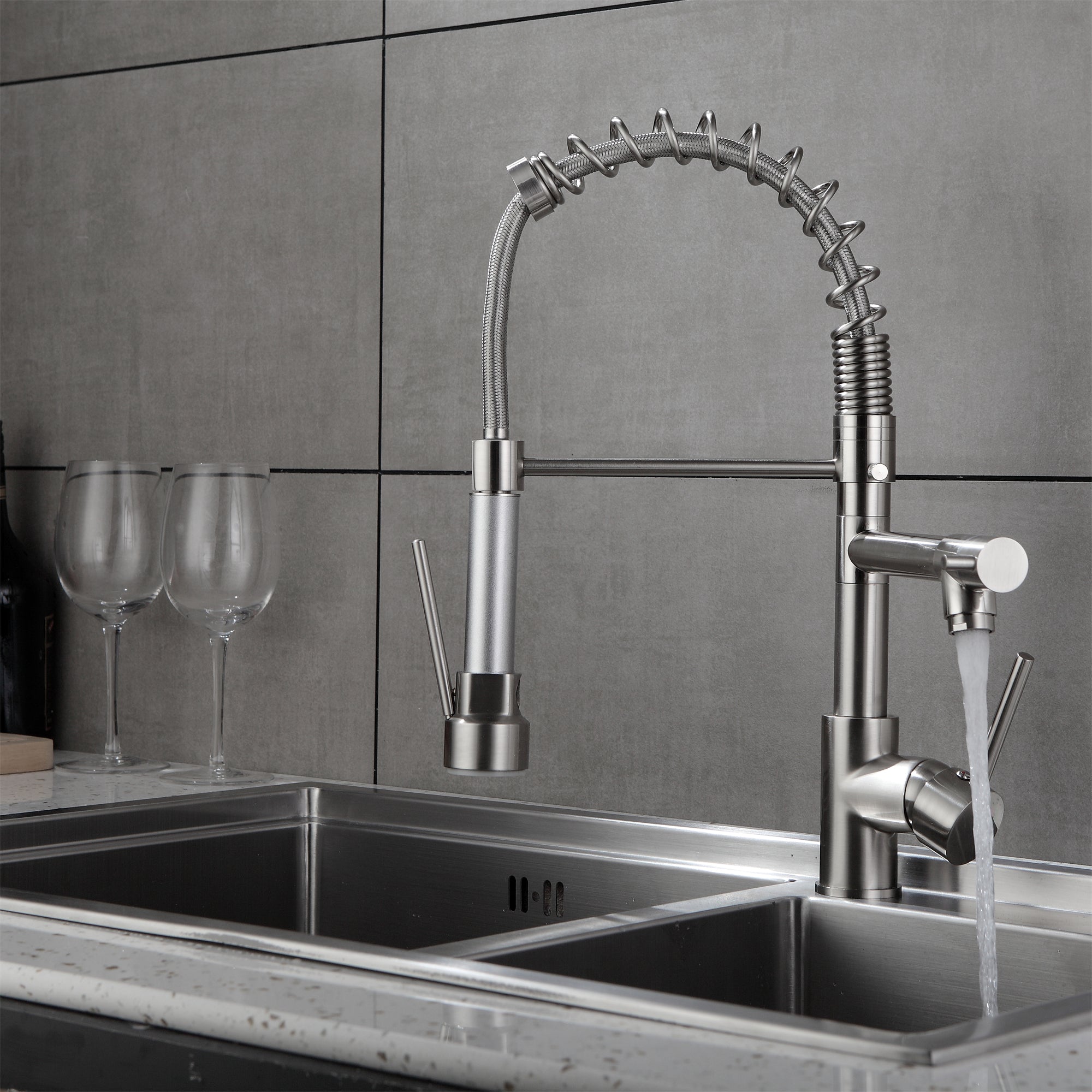 Kitchen Spring Faucets with Pull Down Sprayer-2 Functions Sprayer — thumbnail 3