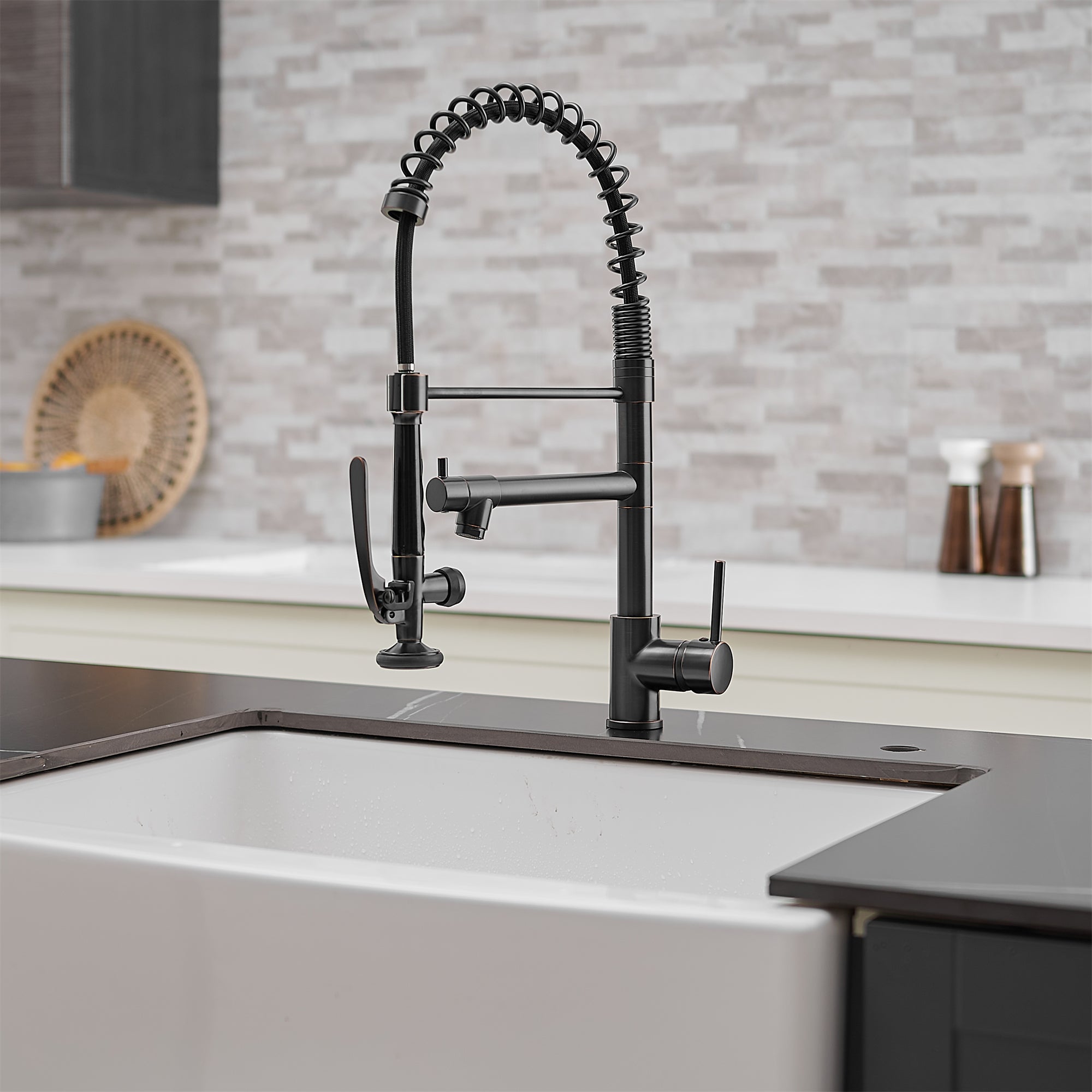 Pull Down Double Handle Kitchen Sink Faucet in Oil Rubbed Bronze — thumbnail 2
