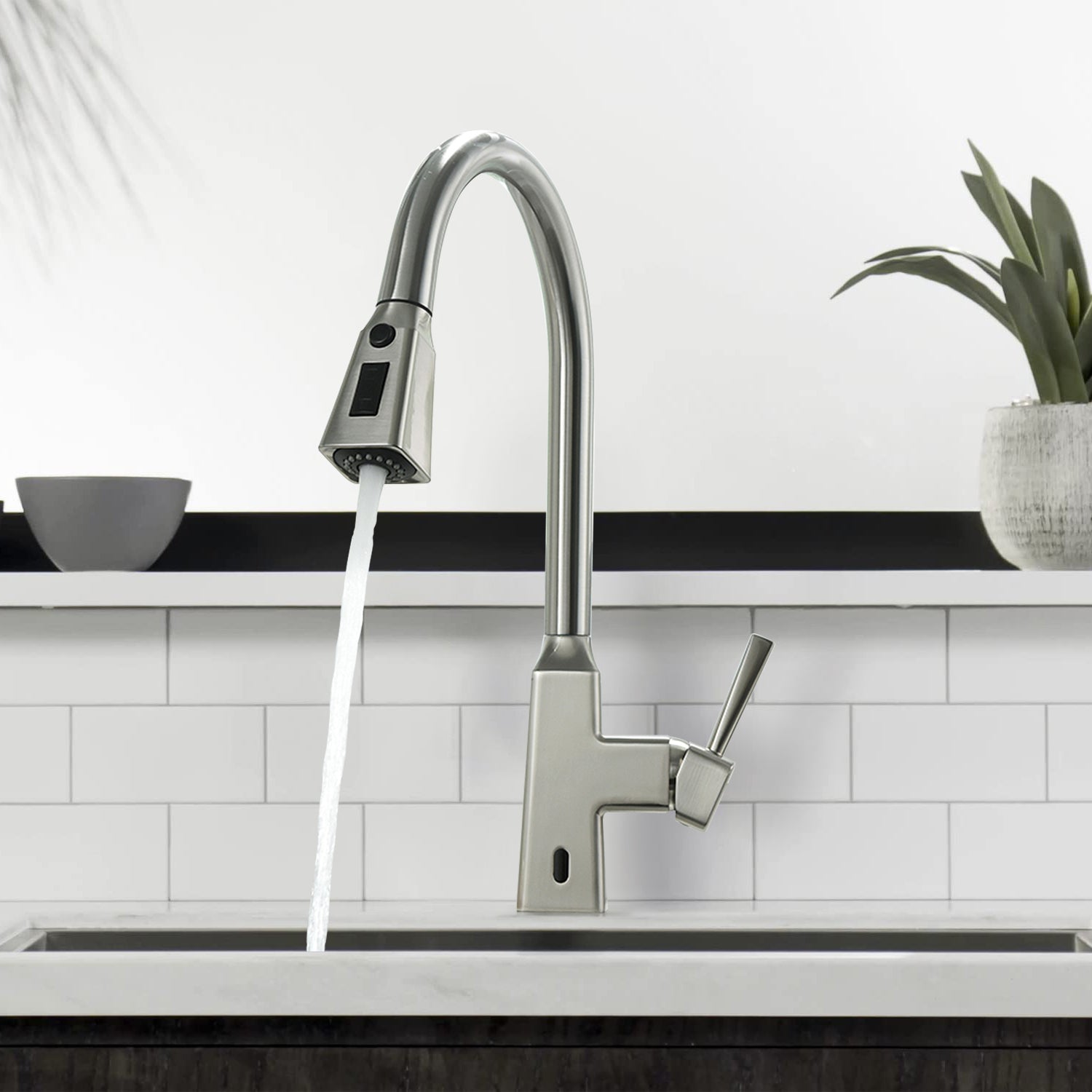 Single Handle Touchless Gooseneck Pull Down Sprayer Kitchen Faucet and Handles