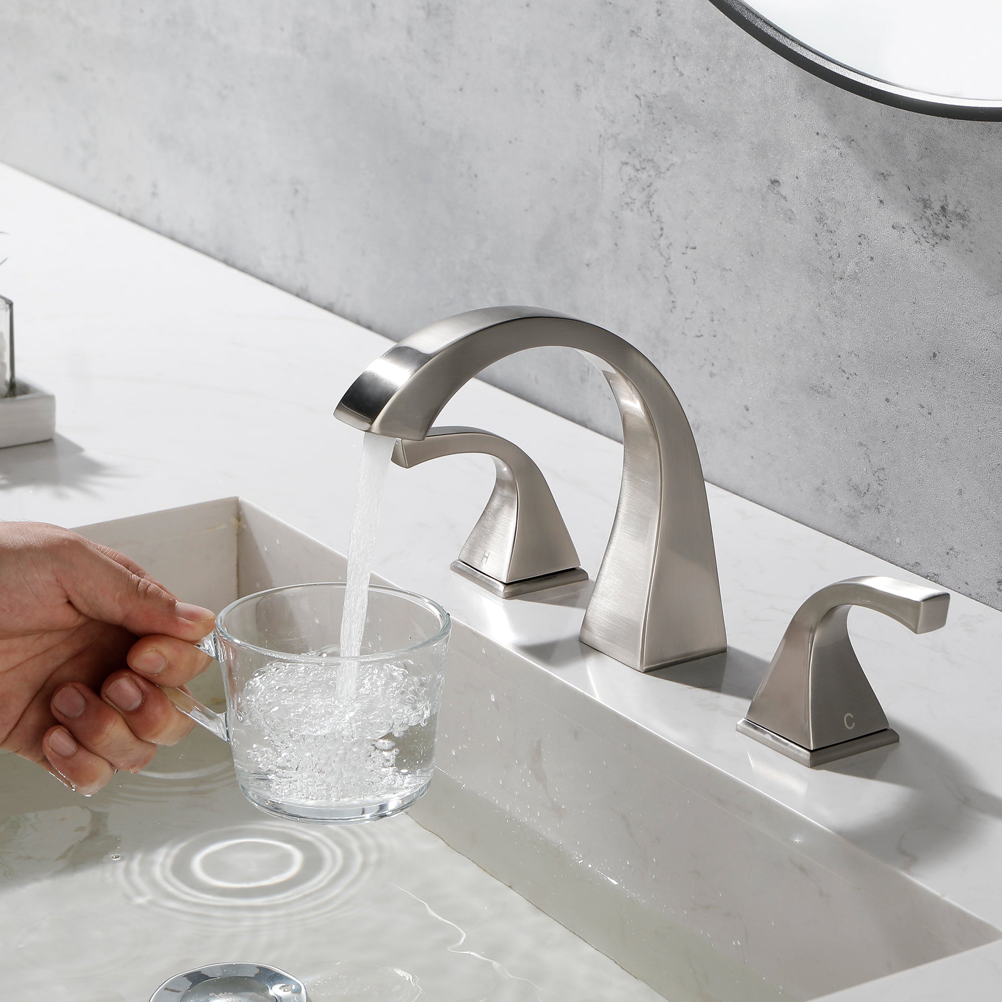 8 in. Widespread Double Handle Bathroom Faucet — thumbnail 3