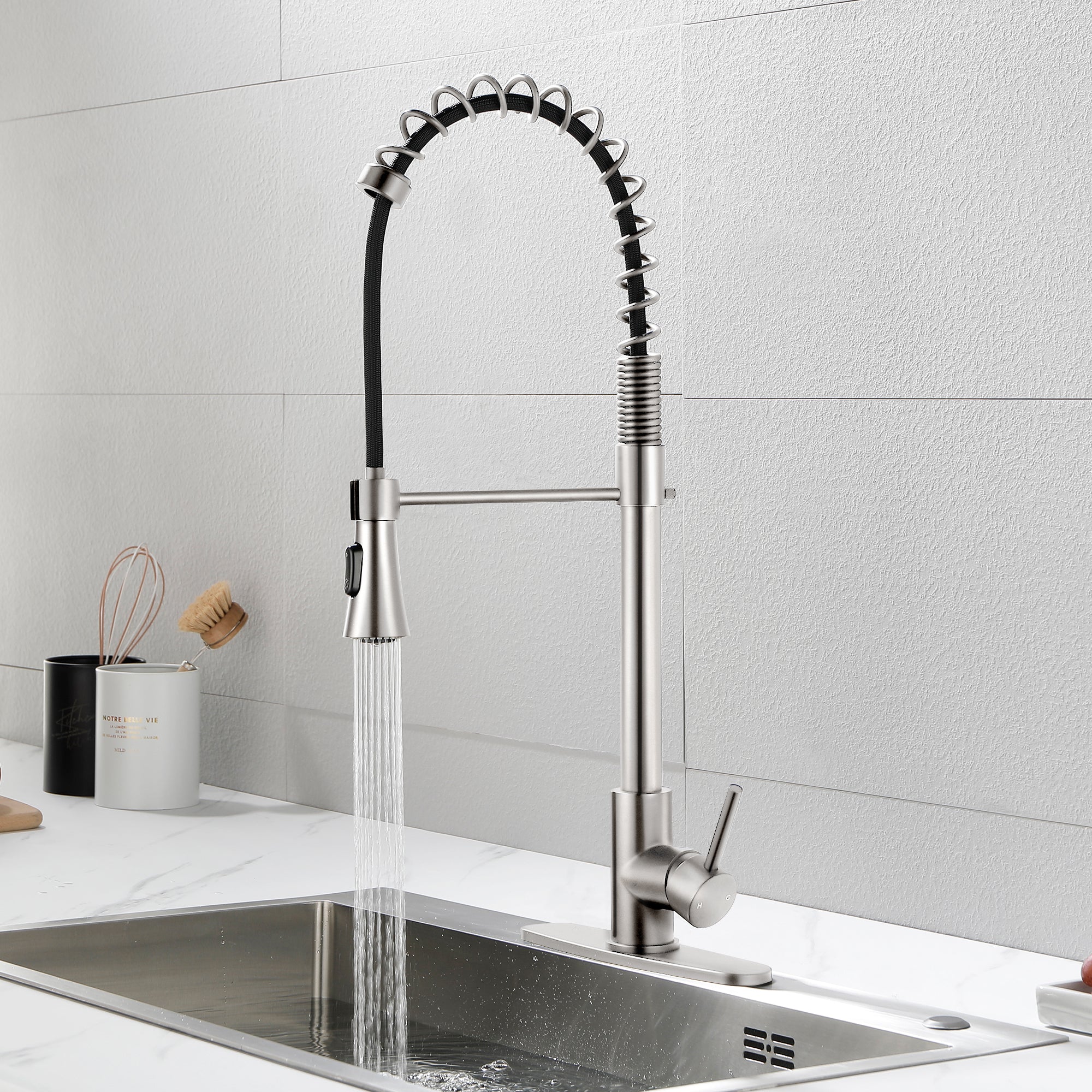 Single Handle Deck Mount Gooseneck Pull Down Sprayer Kitchen Faucet