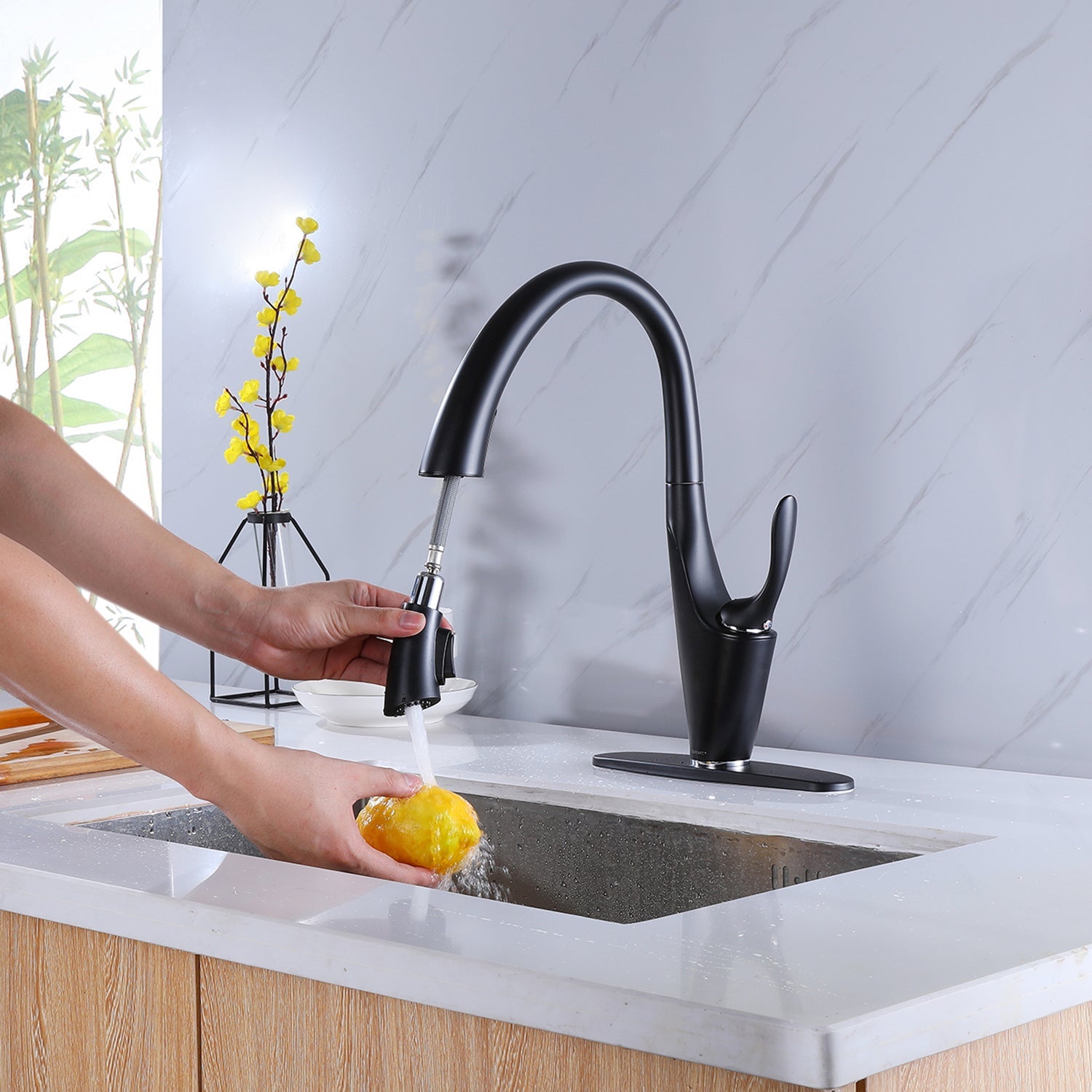Two Functions Pull Down Single Handle Kitchen Faucet — thumbnail 3